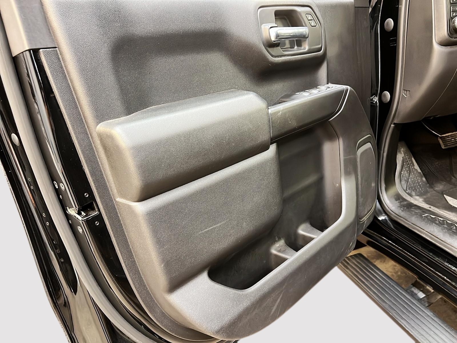 Chevrolet Silverado 1500 CUSTOM CREW CAB 4X4 2023 - image #21
