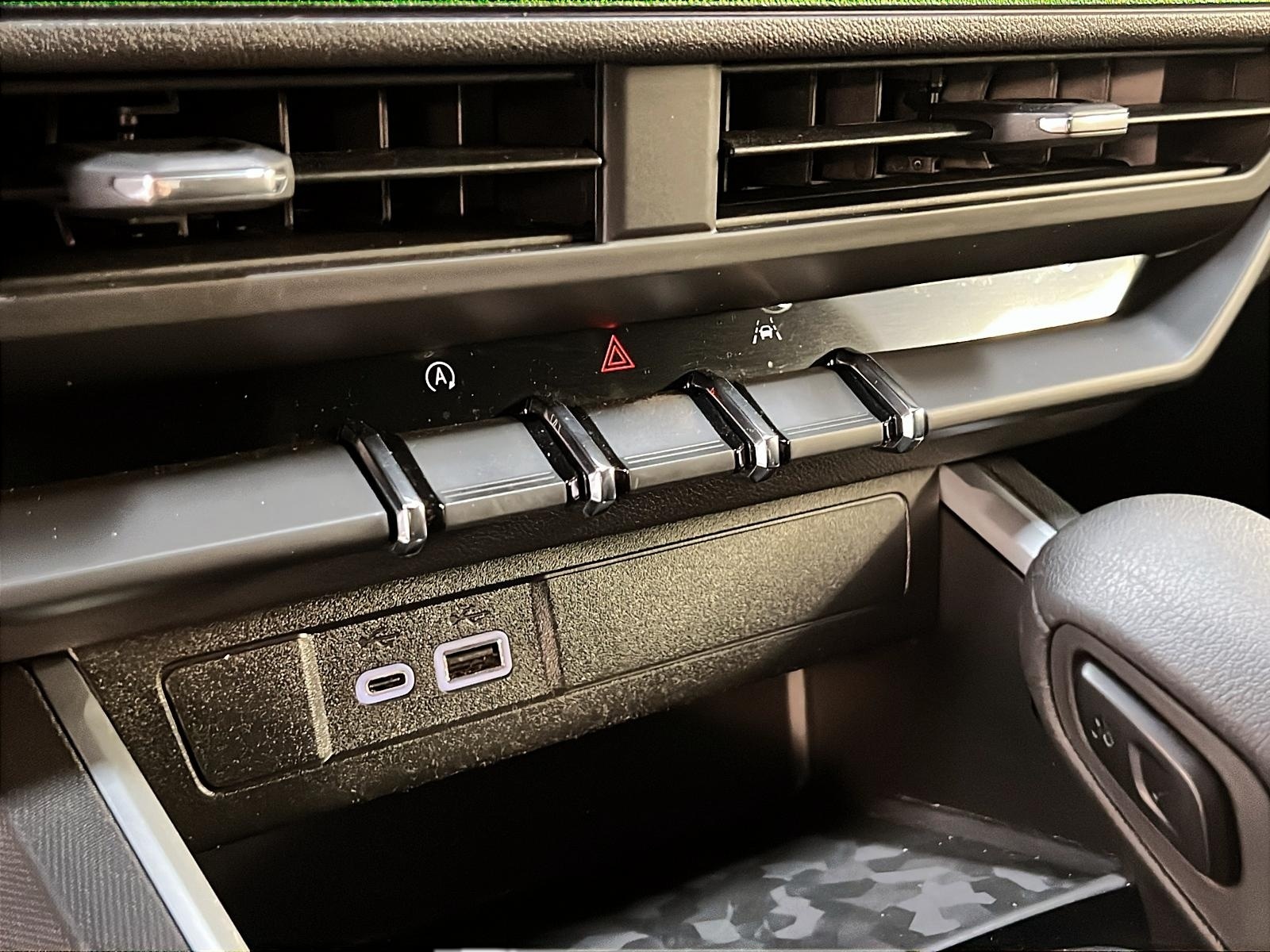 Chevrolet Colorado WT PREFERRED CREW CAB 4X4 2023 - image #14