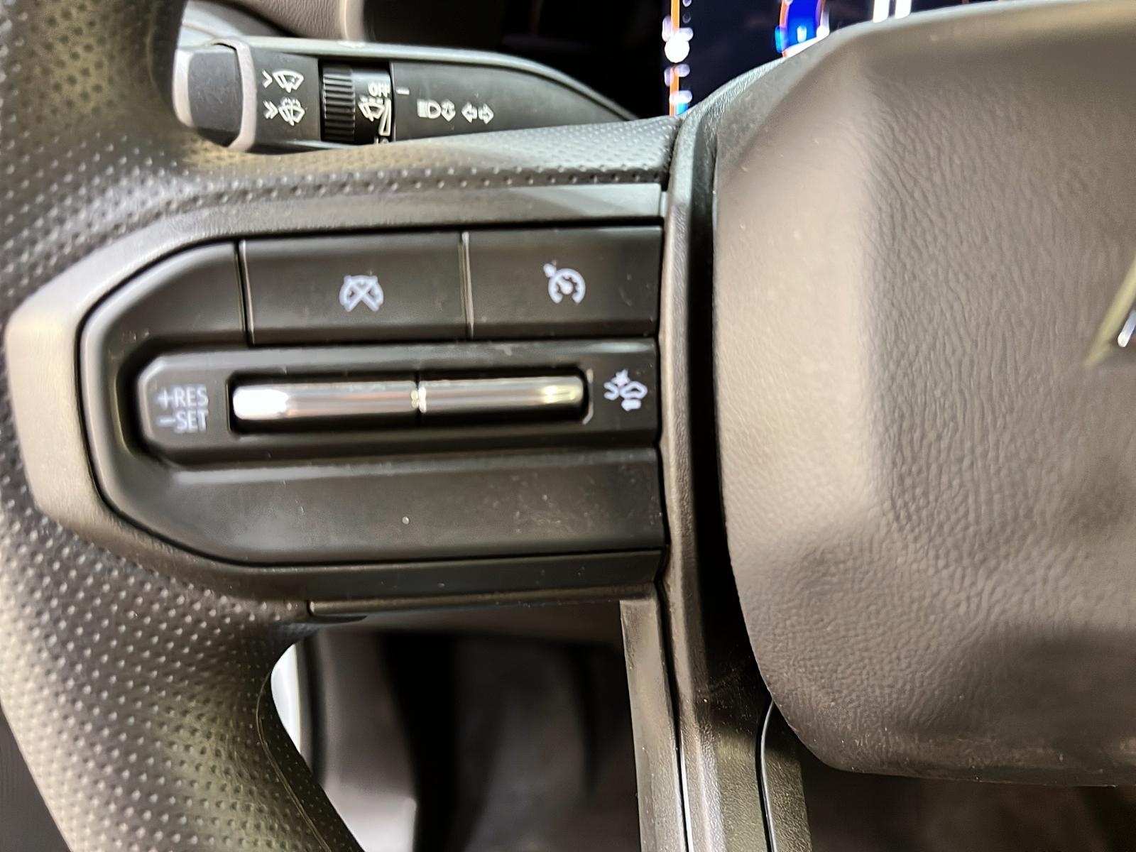 Chevrolet Colorado WT PREFERRED CREW CAB 4X4 2023 - image #20