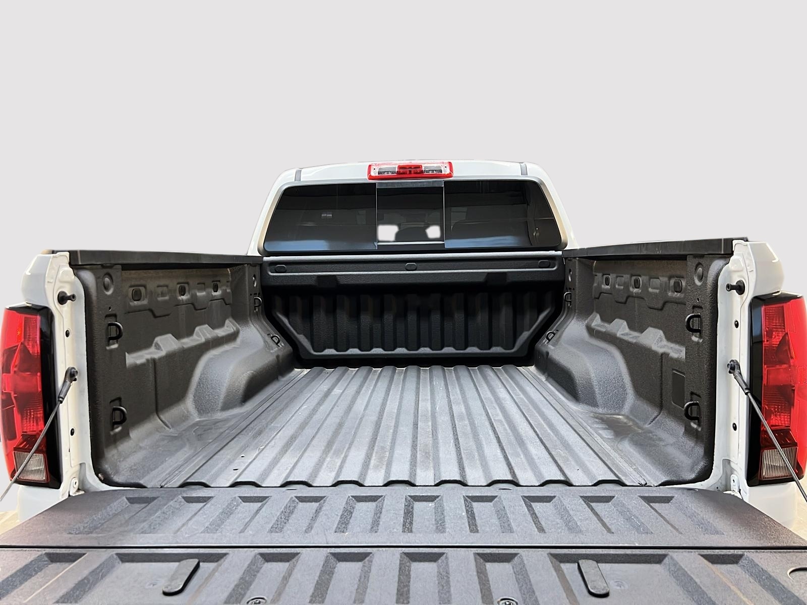 Chevrolet Colorado WT PREFERRED CREW CAB 4X4 2023 - image #12