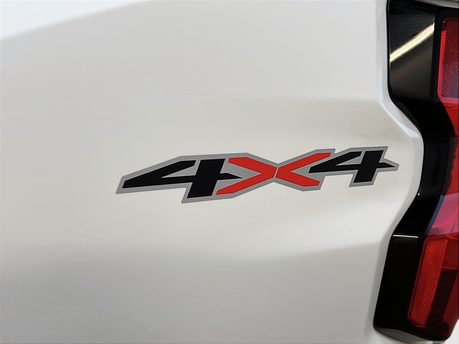 Chevrolet Colorado 2023 - Image #26