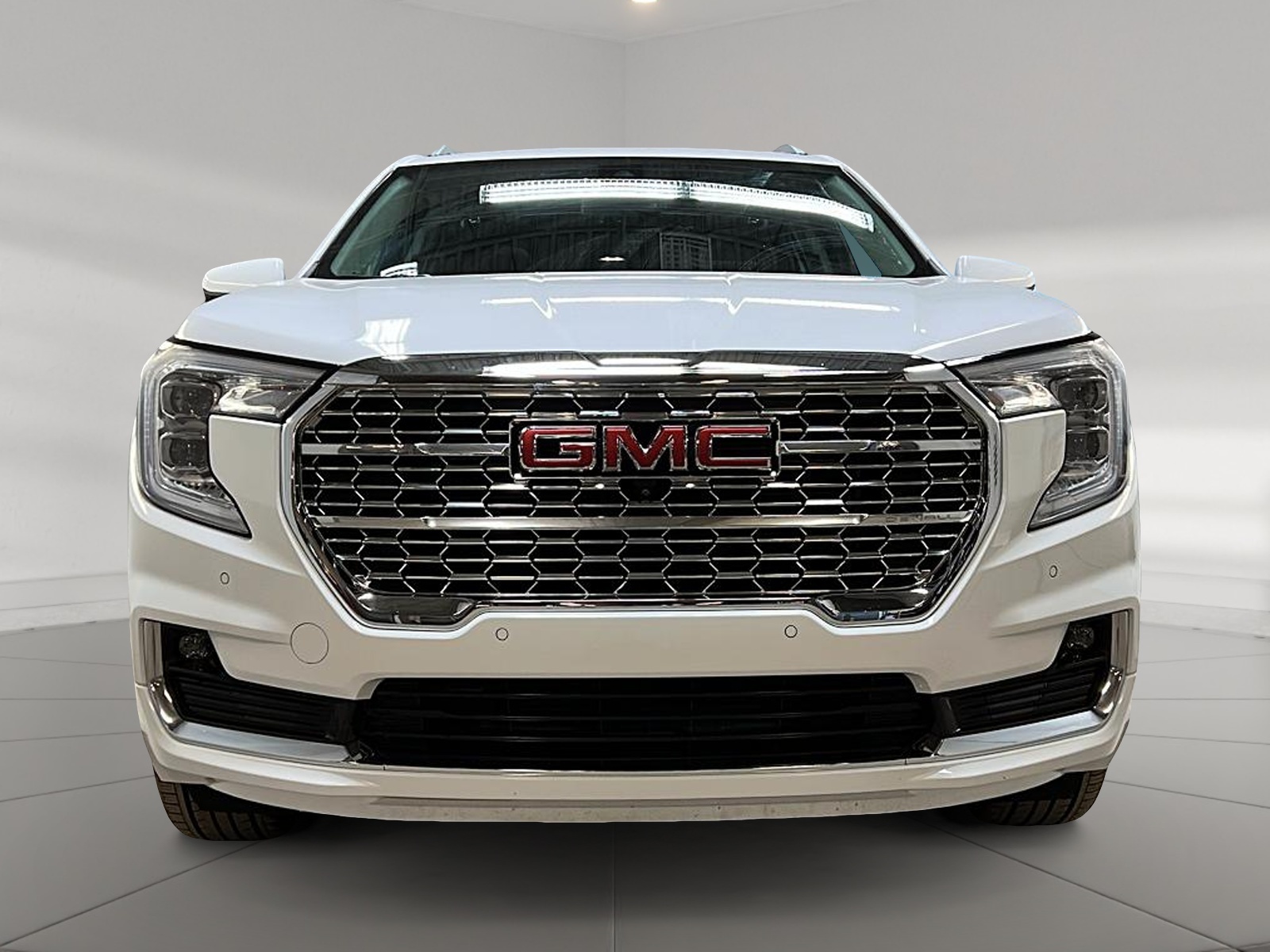GMC Terrain DENALI CUIR TOIT PANO NAV 4RM 2023 - image #2