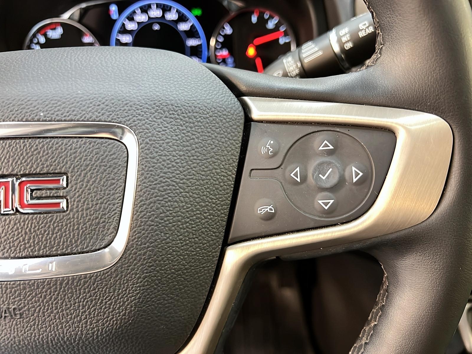 GMC Terrain 2023 - Image #21