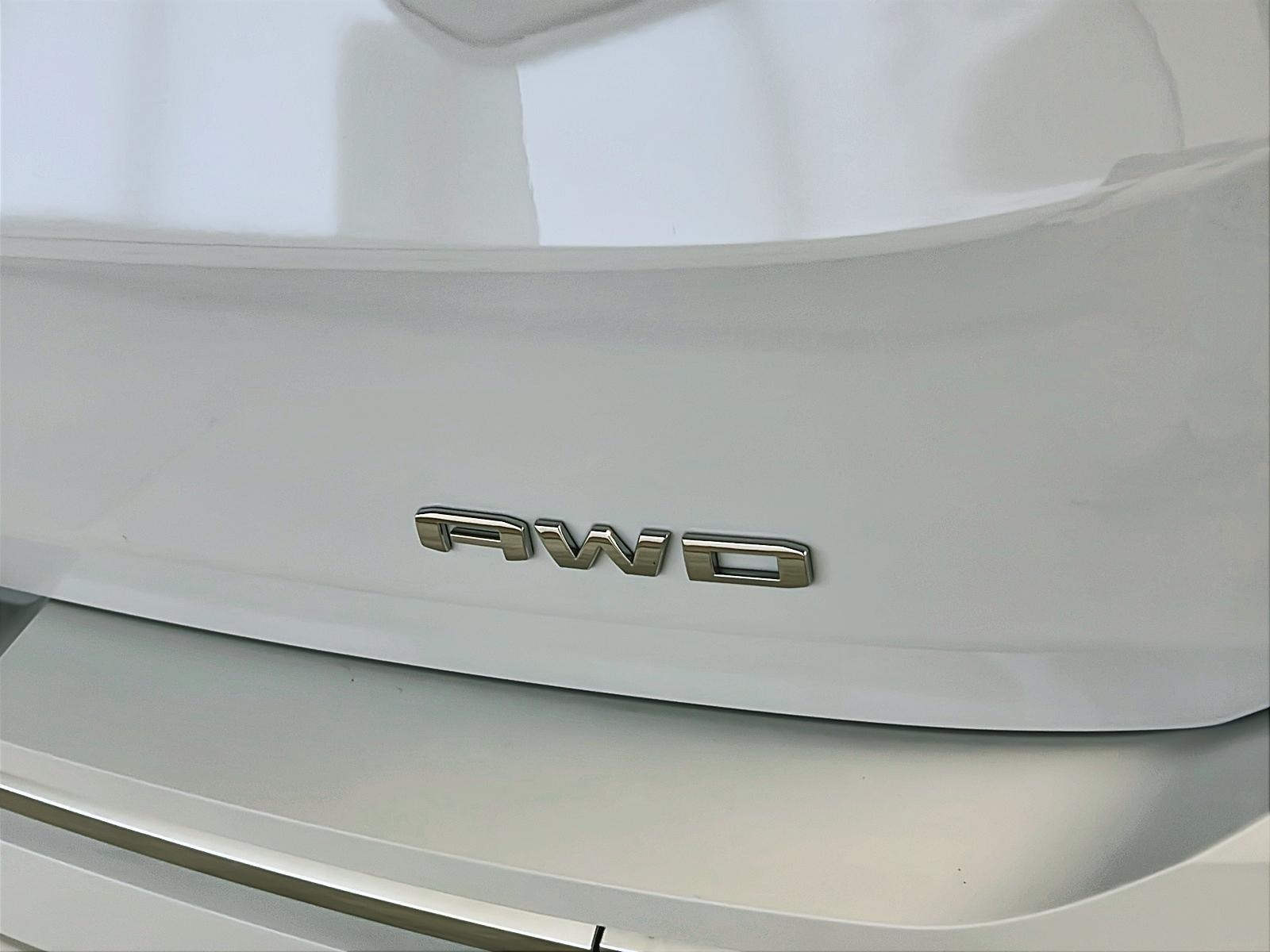 GMC Terrain 2023 - Image #30