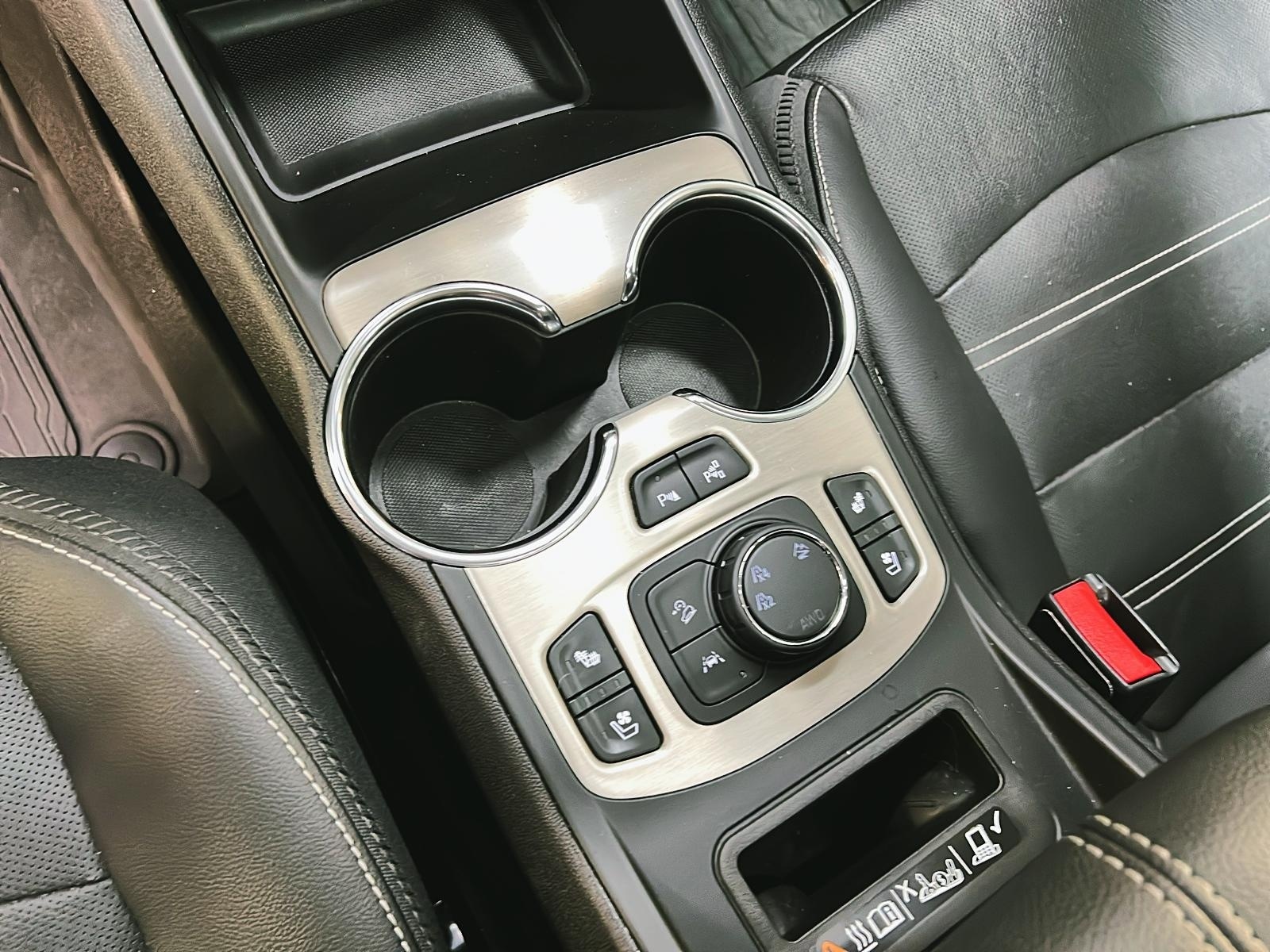 GMC Terrain 2023 - Image #15