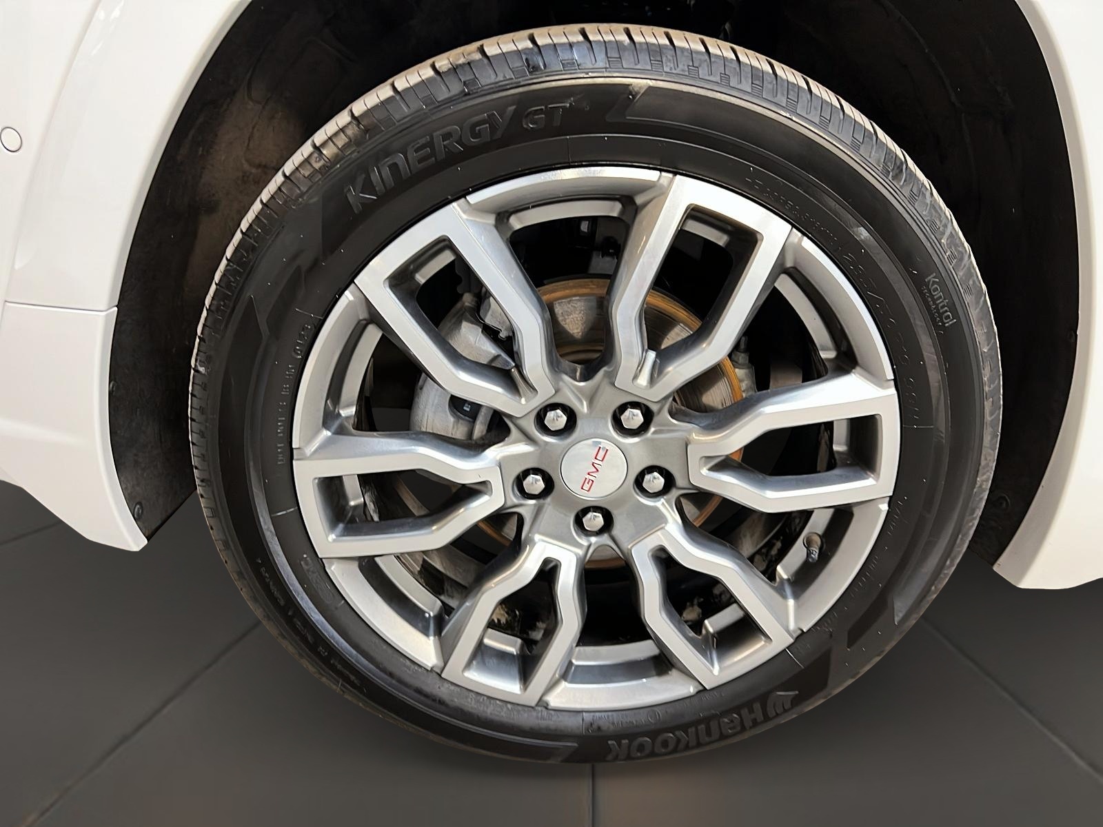 GMC Terrain 2023 - Image #31