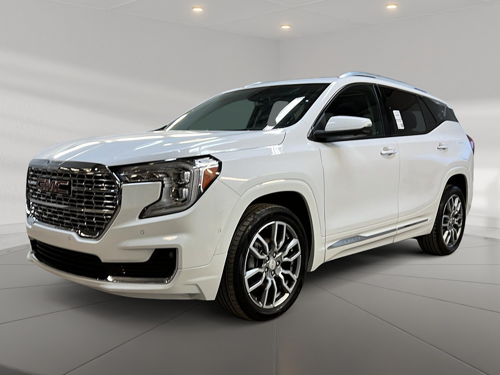 GMC Terrain DENALI CUIR TOIT PANO NAV 4RM 2023 - image #1
