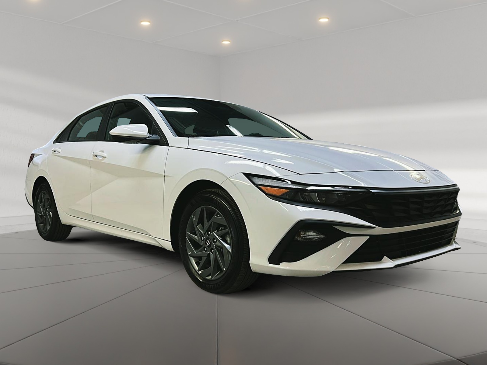 Hyundai Elantra PREFERRED 2024 - image #3