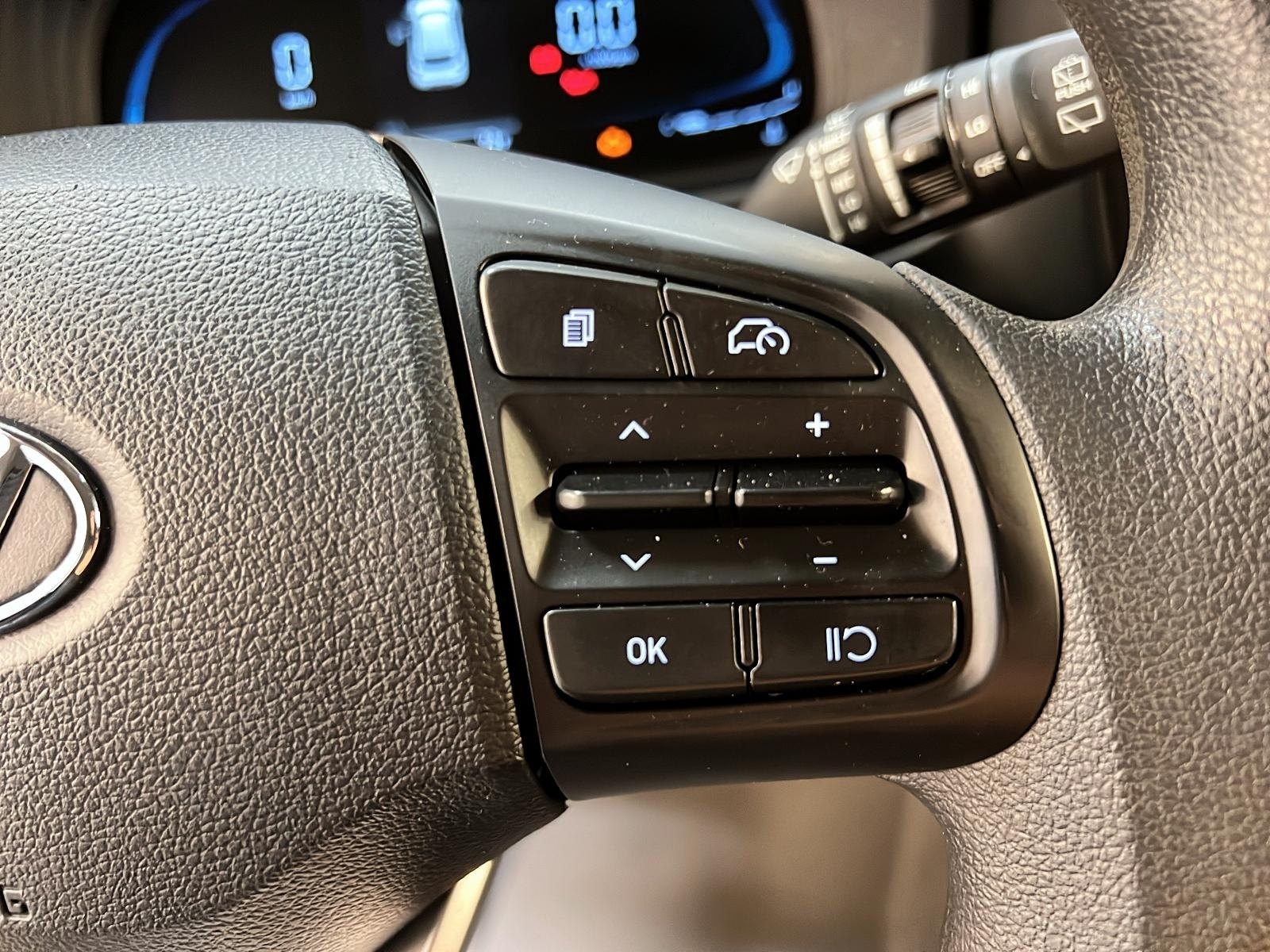 Hyundai Venue ESSENTIAL 2024 - image #17
