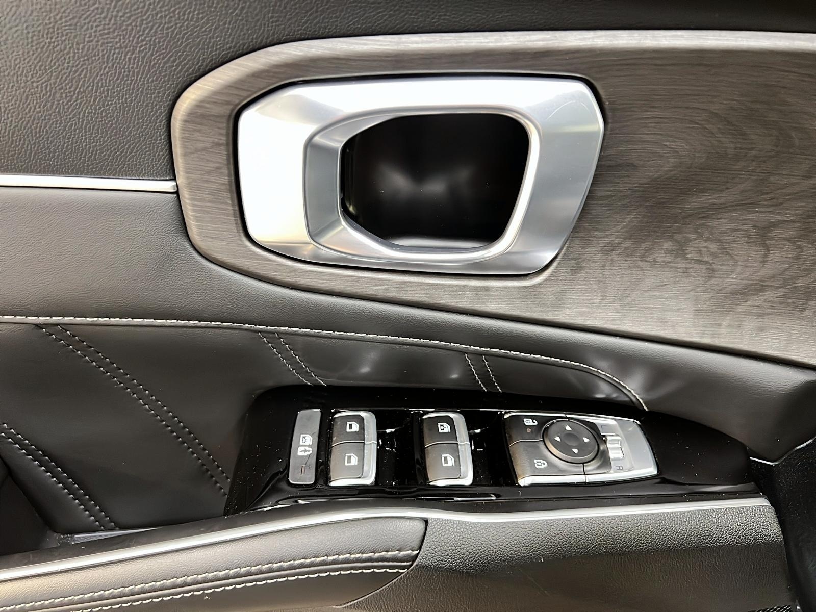Kia Sorento 2024 - Image #25