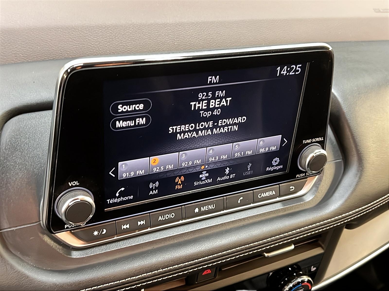 Nissan Rogue SV TOIT PANO 4RM 2023 - image #16