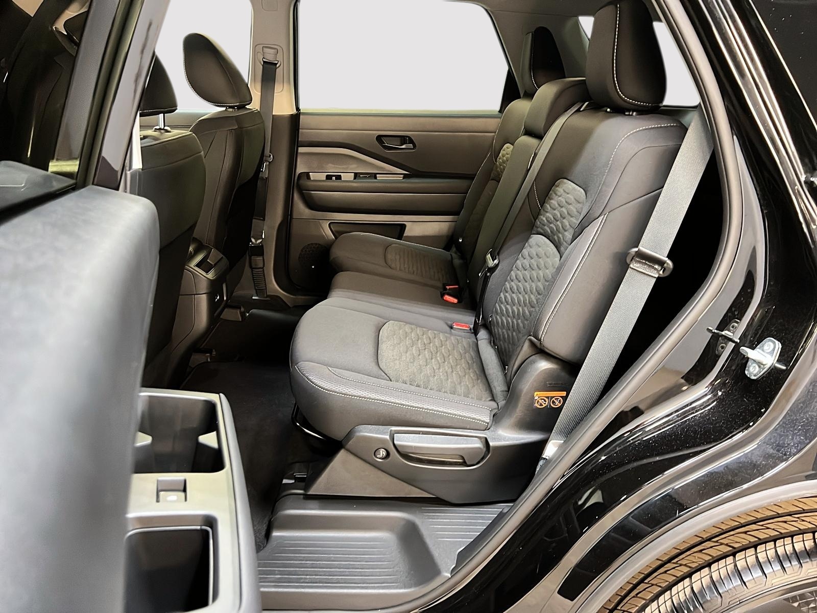 Nissan Pathfinder S 4RM 2023 - image #9