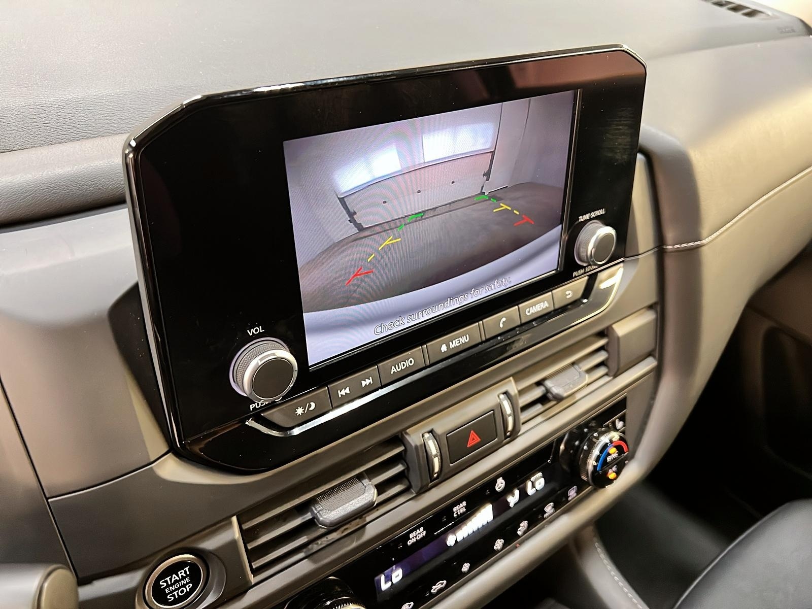 Nissan Pathfinder 2023 - Image #17