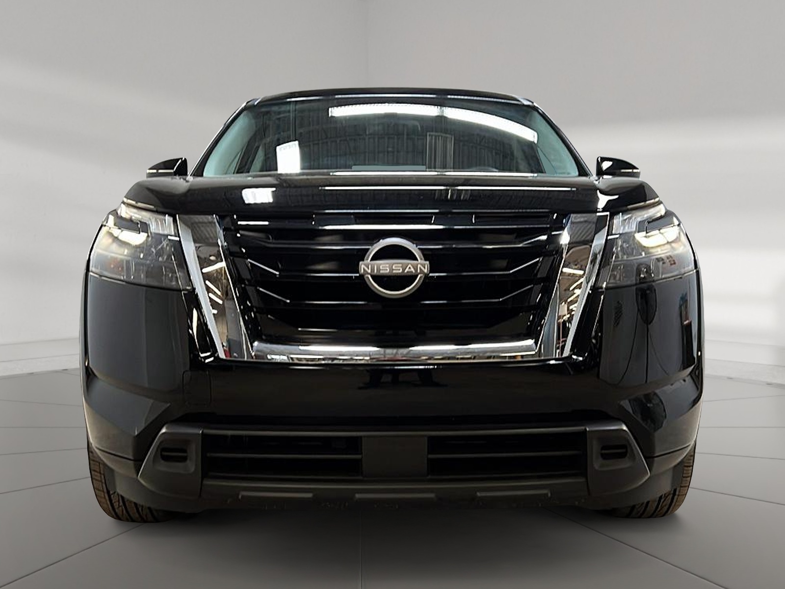 Nissan Pathfinder 2023 - Image #2