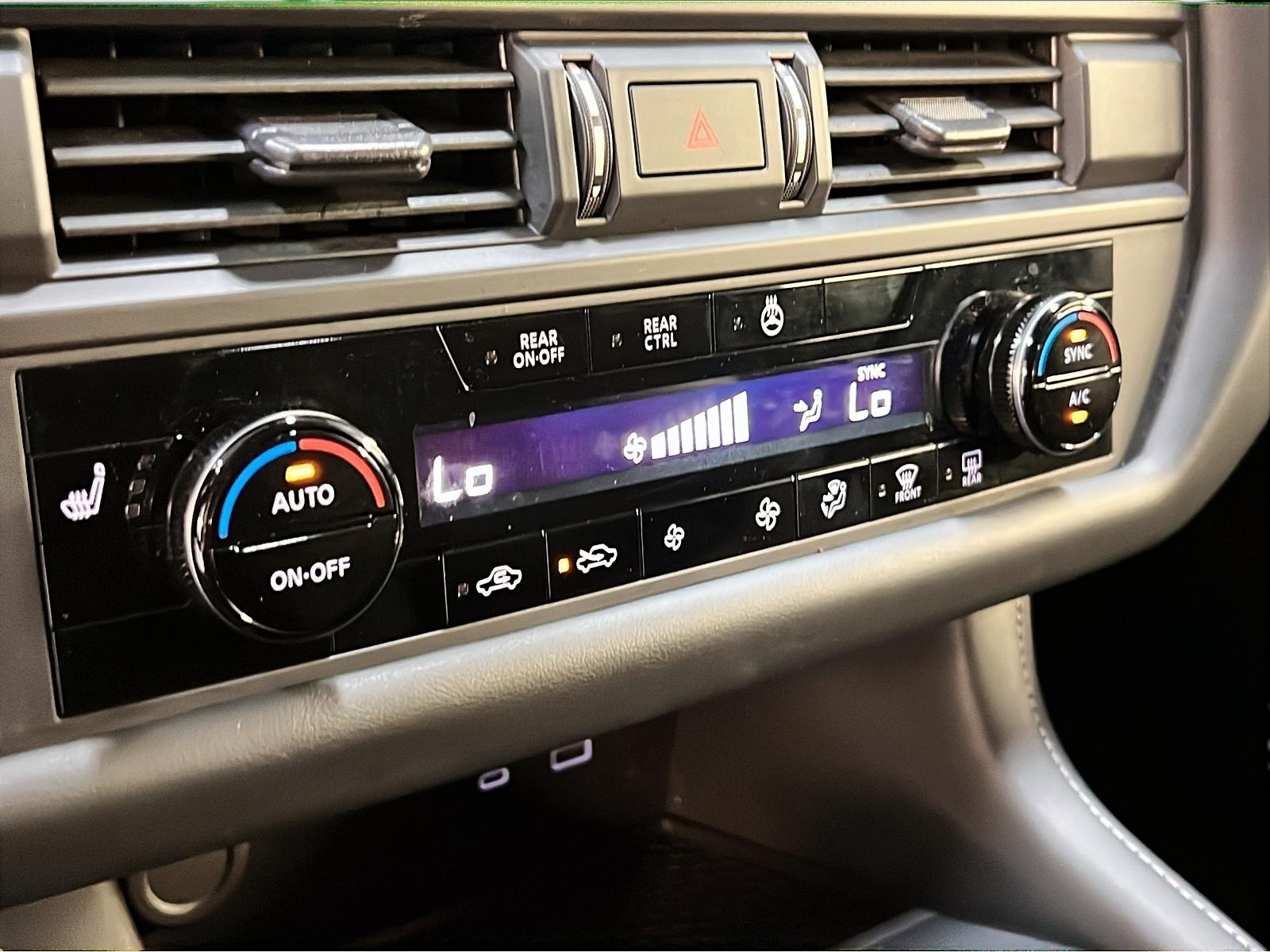 Nissan Pathfinder S 4RM 2023 - image #15