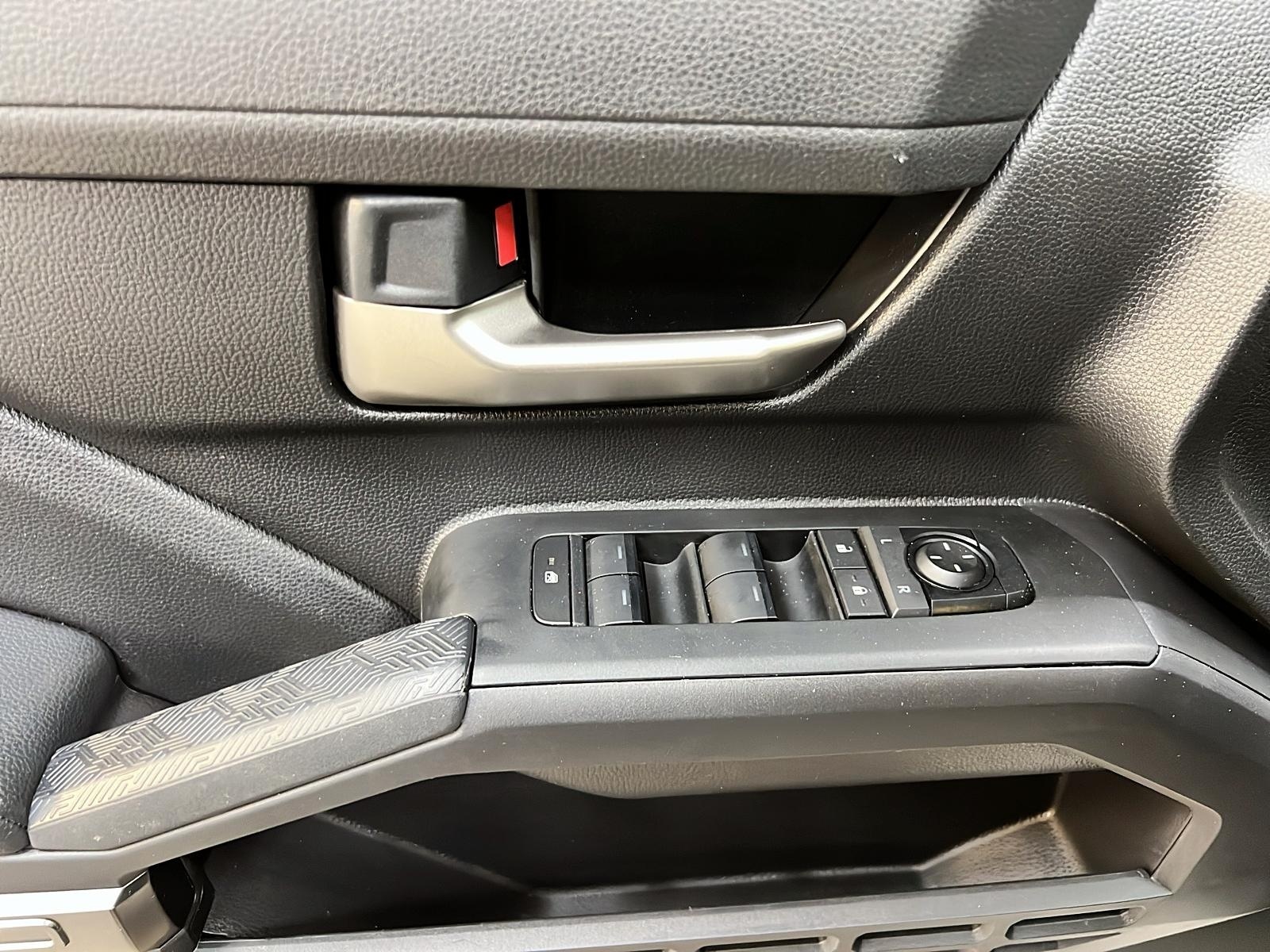 Toyota Tacoma 2024 - Image #23
