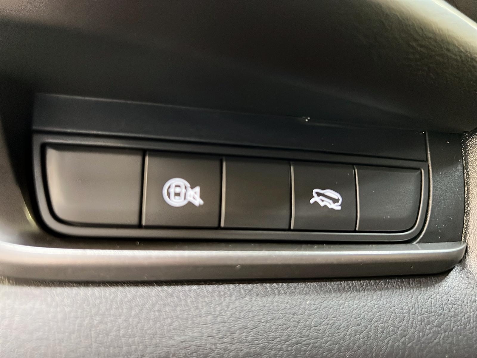Mazda CX-30 2024 - Image #21