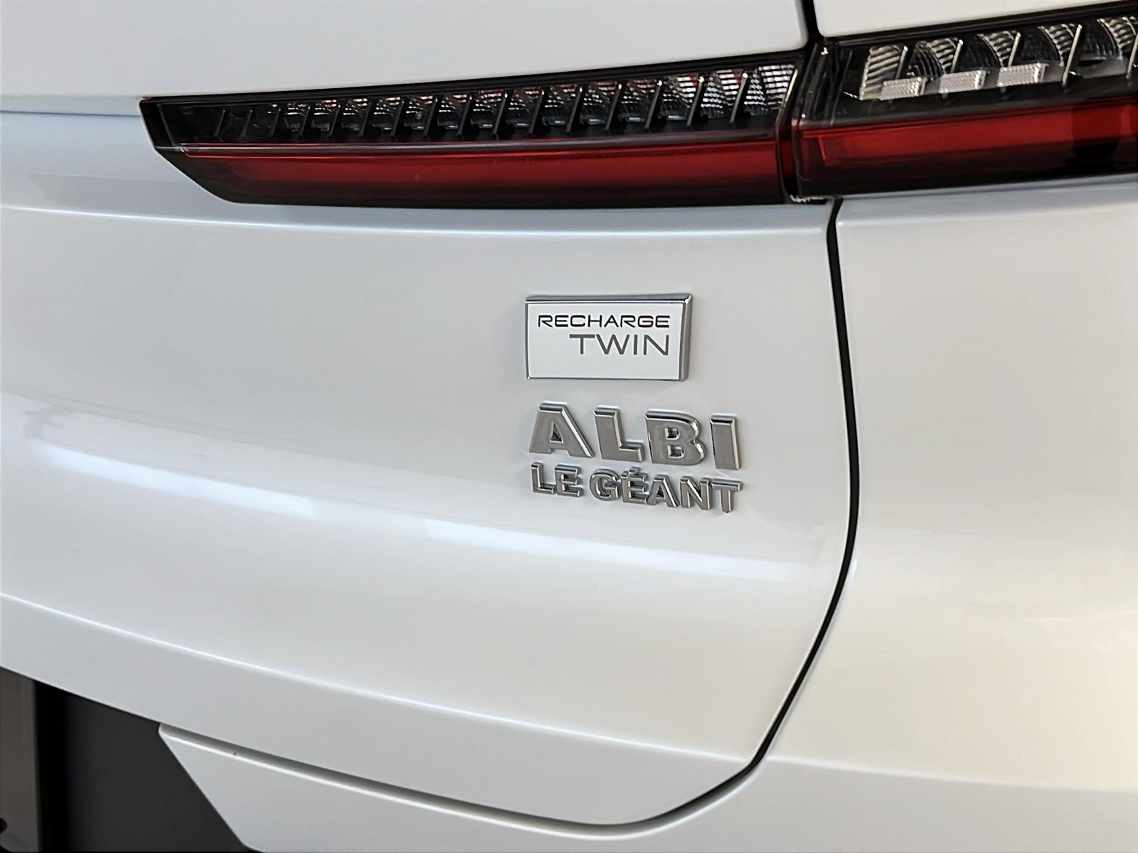 Volvo C40 2022 - Image #29