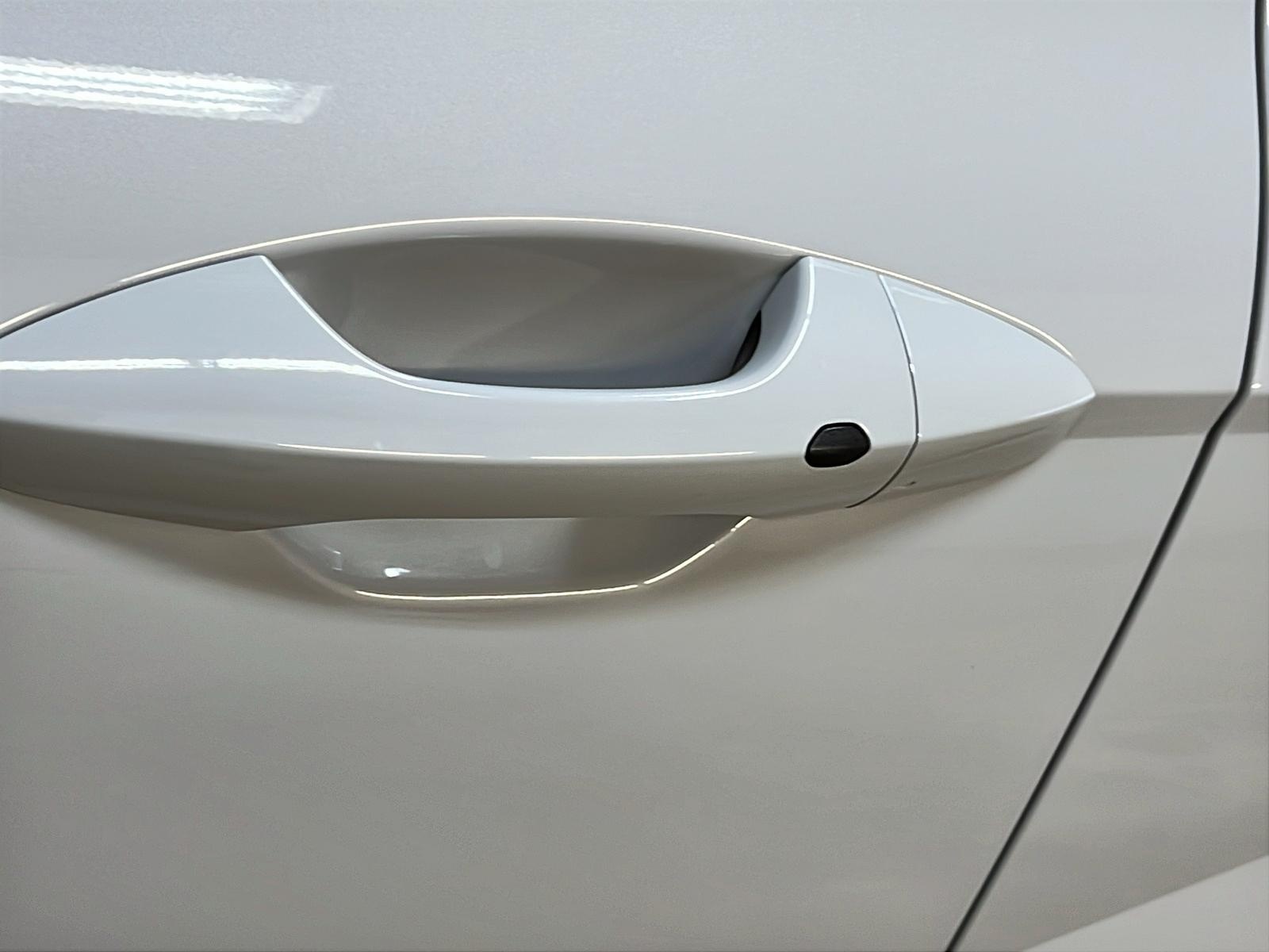 Hyundai Kona EV 2024 - Image #23
