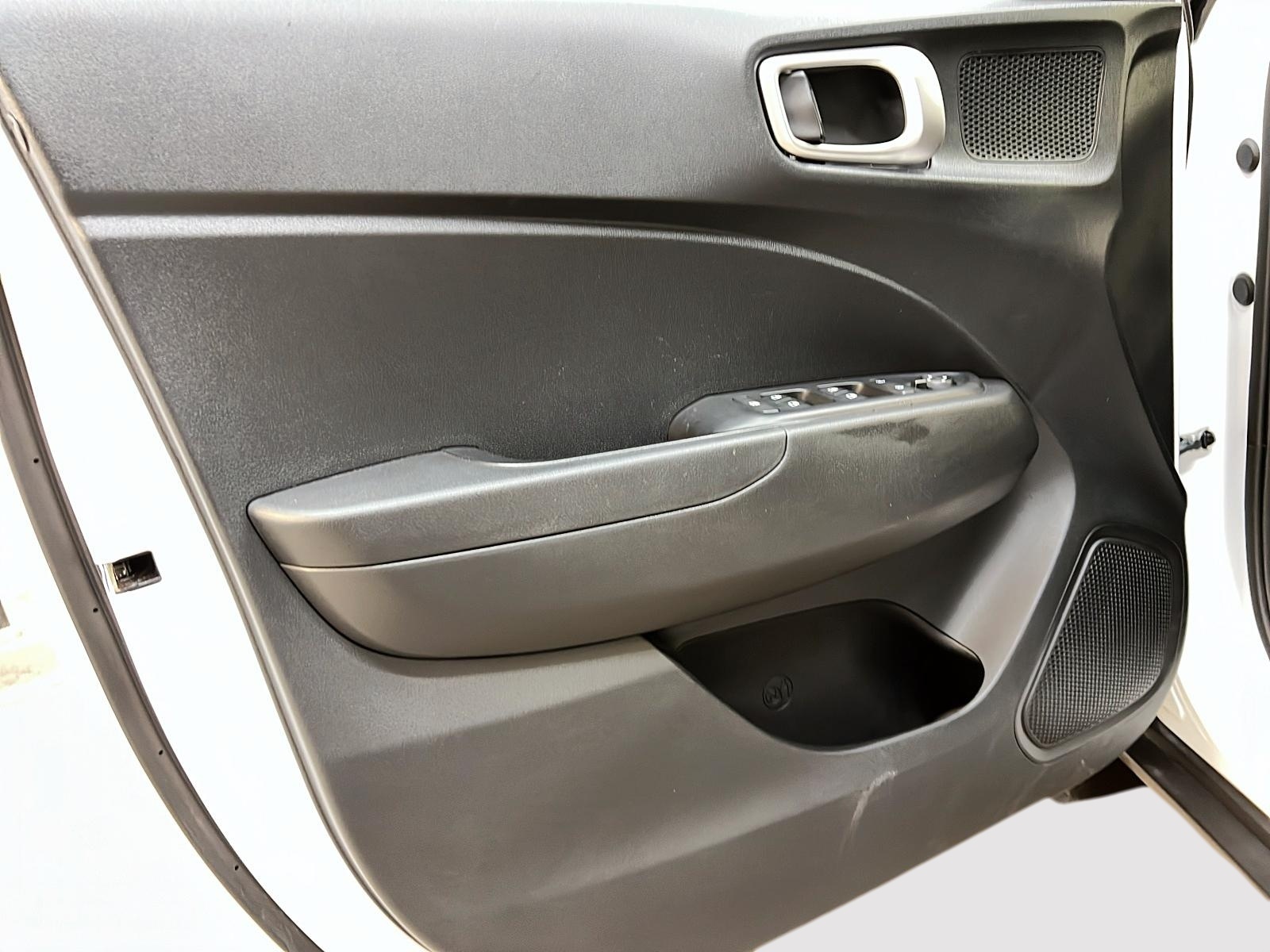 Hyundai Venue 2023 - Image #22