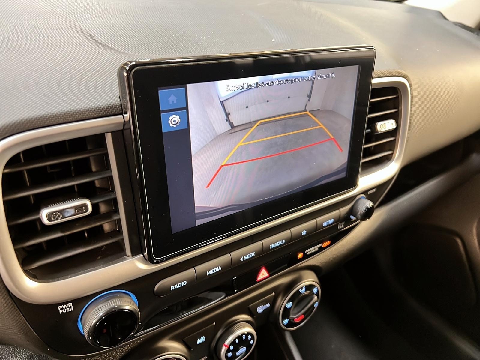 Hyundai Venue 2023 - Image #16