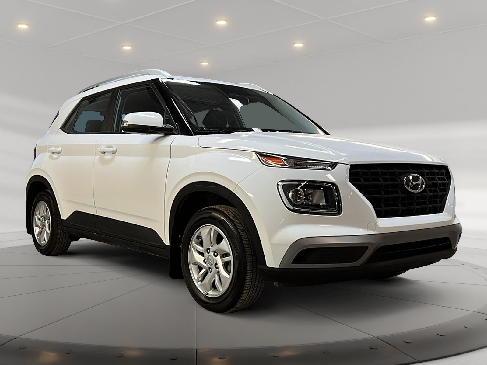 Hyundai Venue 2023 - Image #3