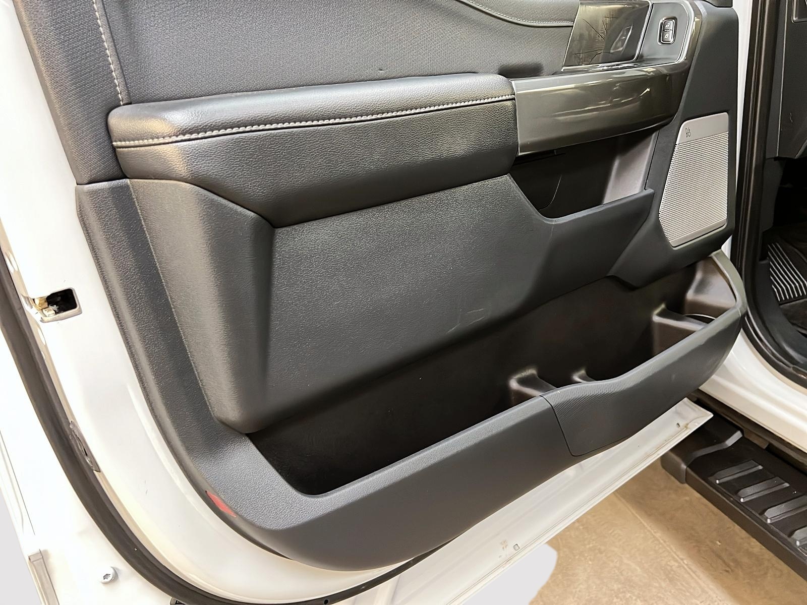 Ford F-150 XLT SUPER CREW TOIT PANO NAV 4X4 2023 - image #26