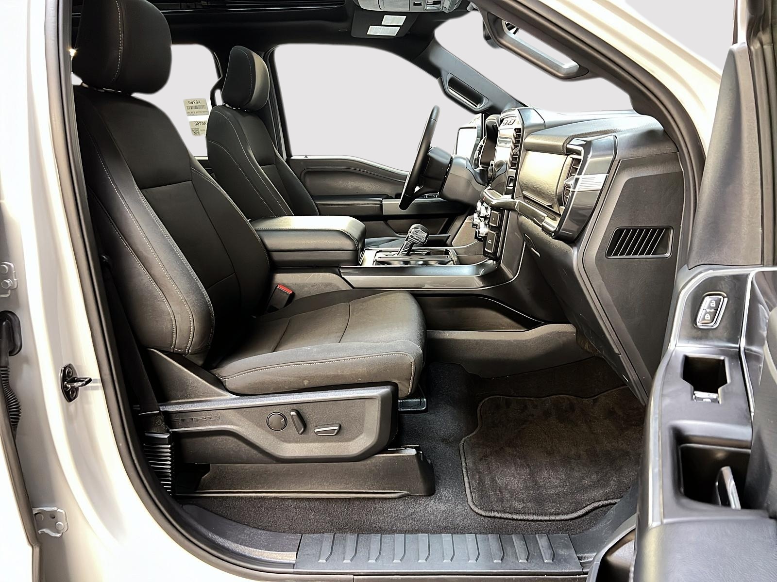 Ford F-150 XLT SUPER CREW TOIT PANO NAV 4X4 2023 - image #8