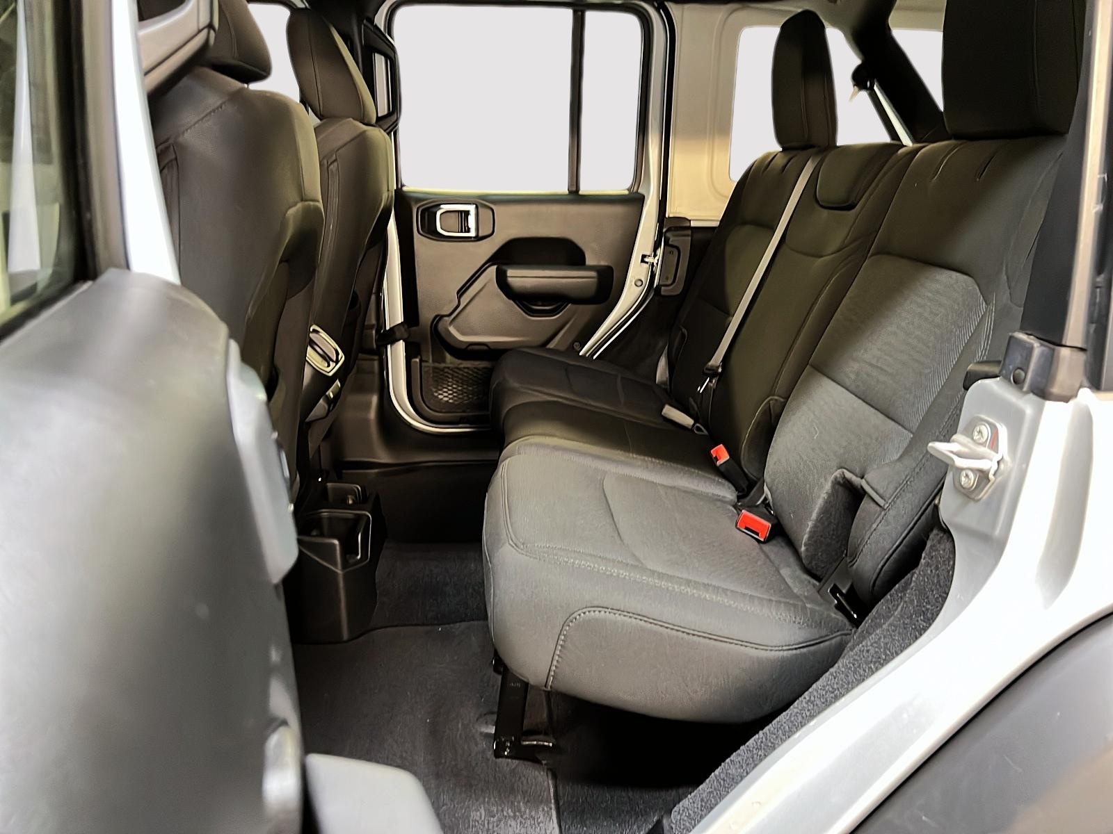 Jeep Wrangler UNLIMITED SPORT S NAV 4X4 2023 - image #9