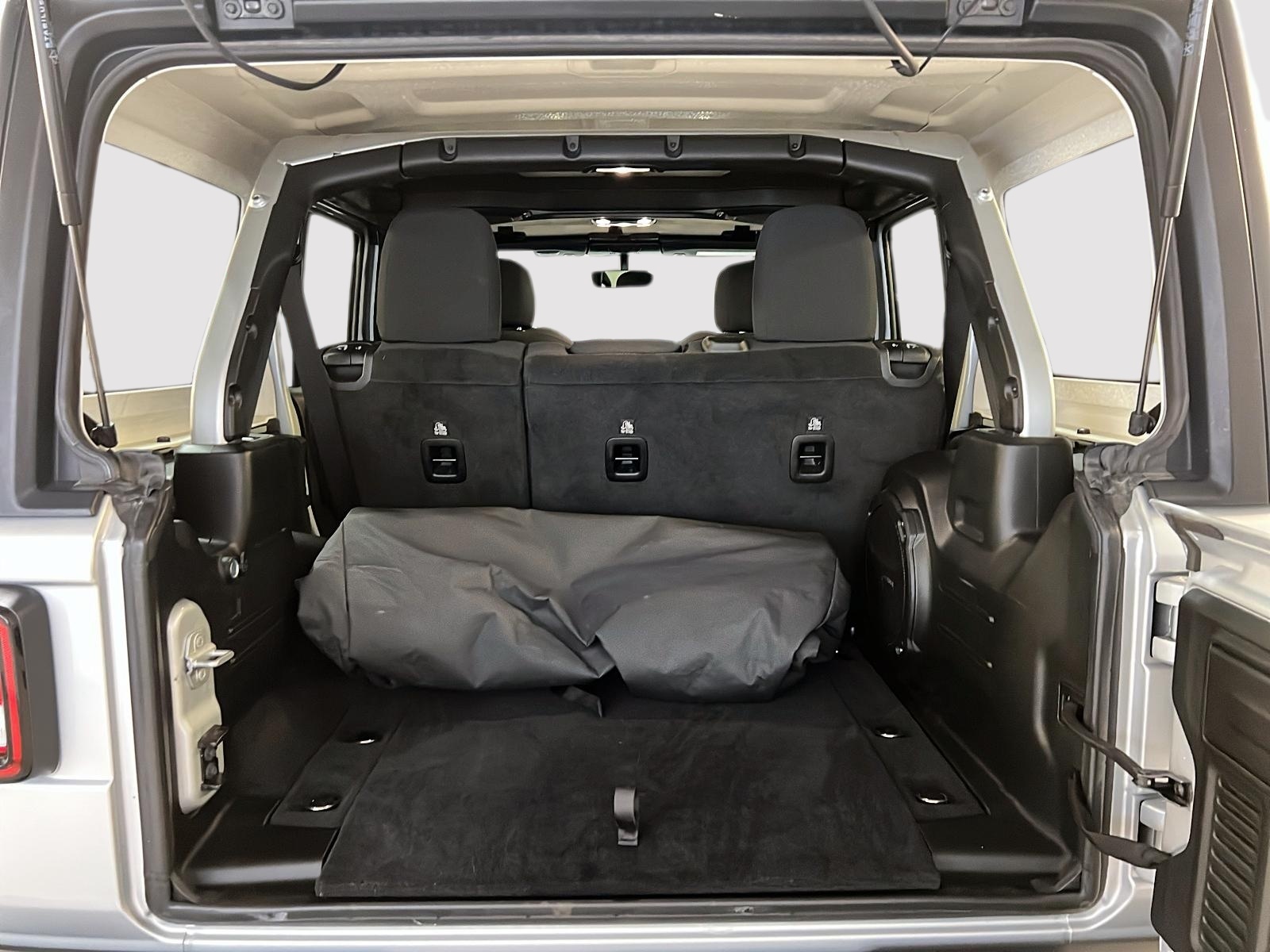 Jeep Wrangler UNLIMITED SPORT S NAV 4X4 2023 - image #12