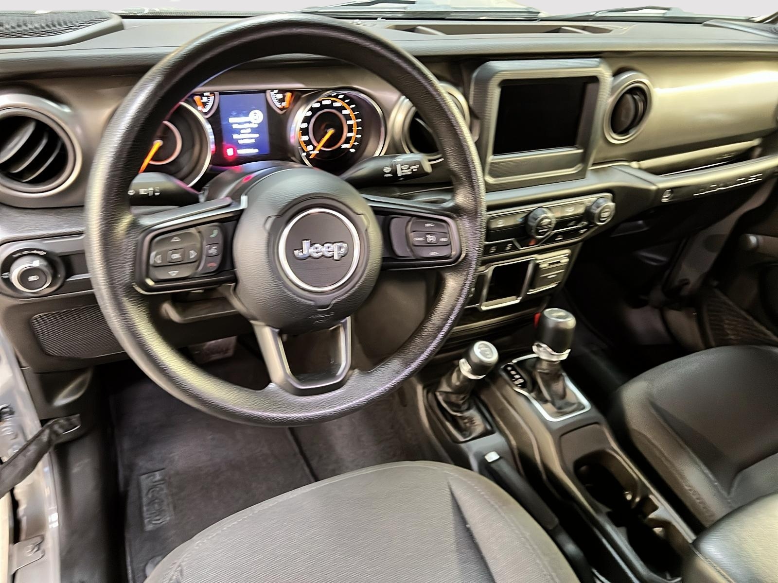 Jeep Wrangler 2023 - Image #10