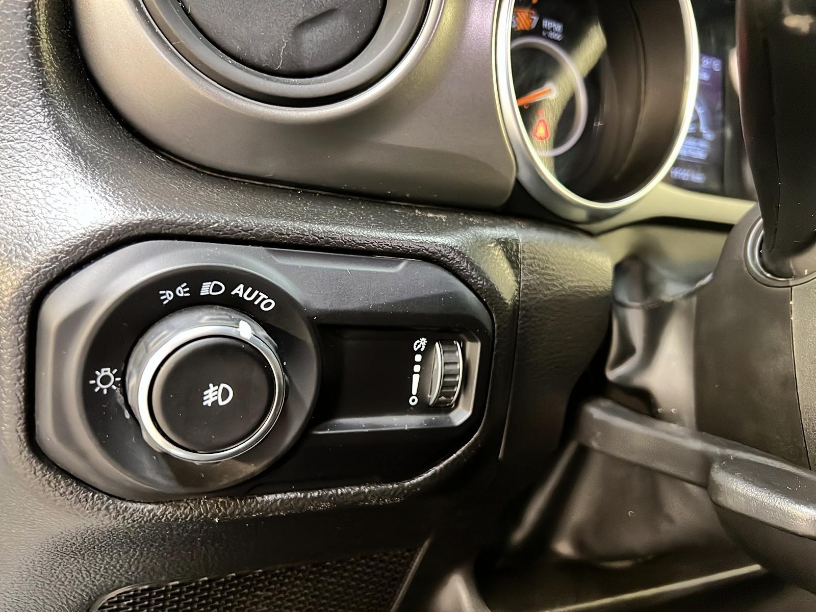 Jeep Wrangler SPORT 4X4 2023 - image #20