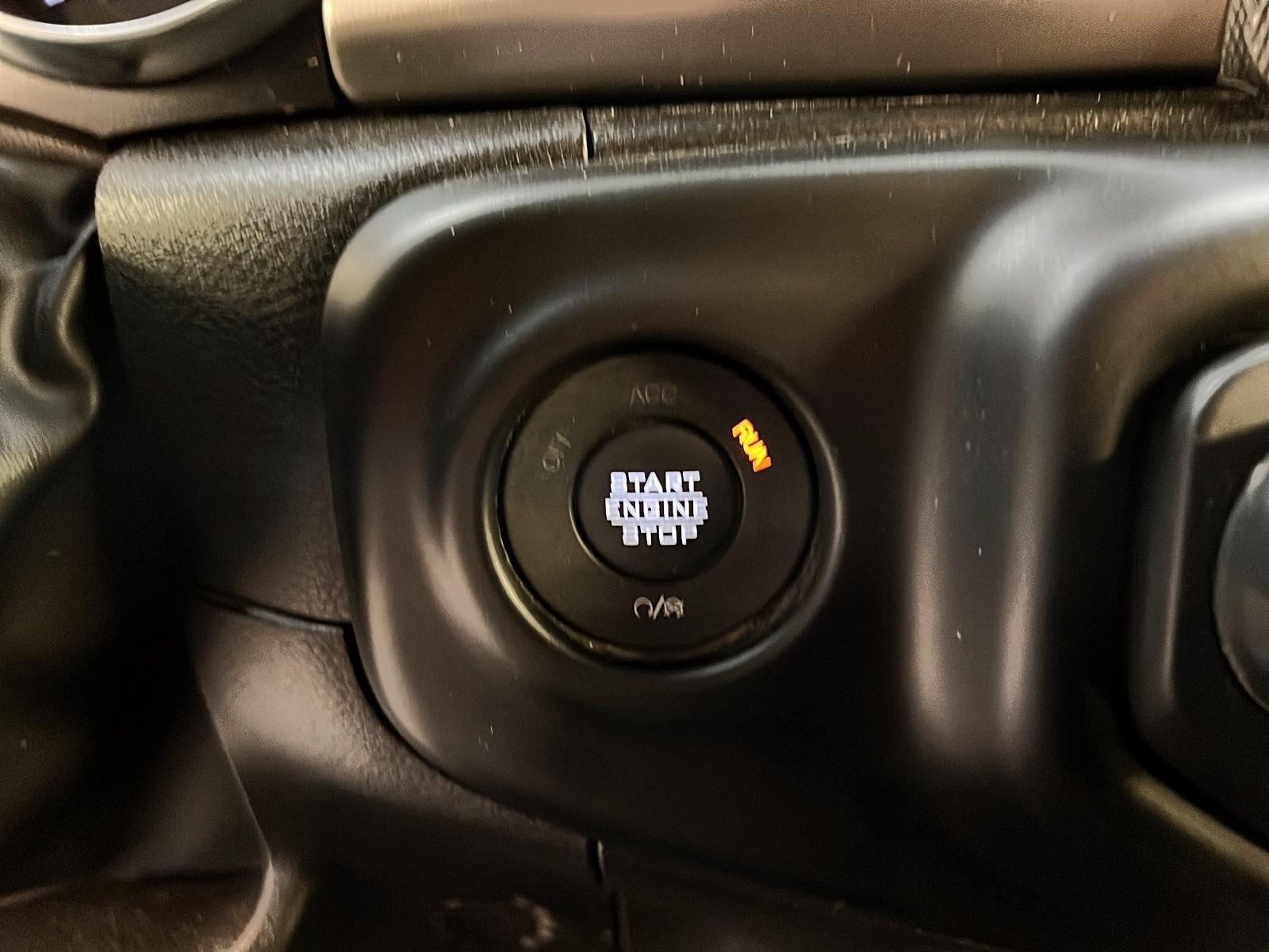 Jeep Wrangler SPORT 4X4 2023 - image #17