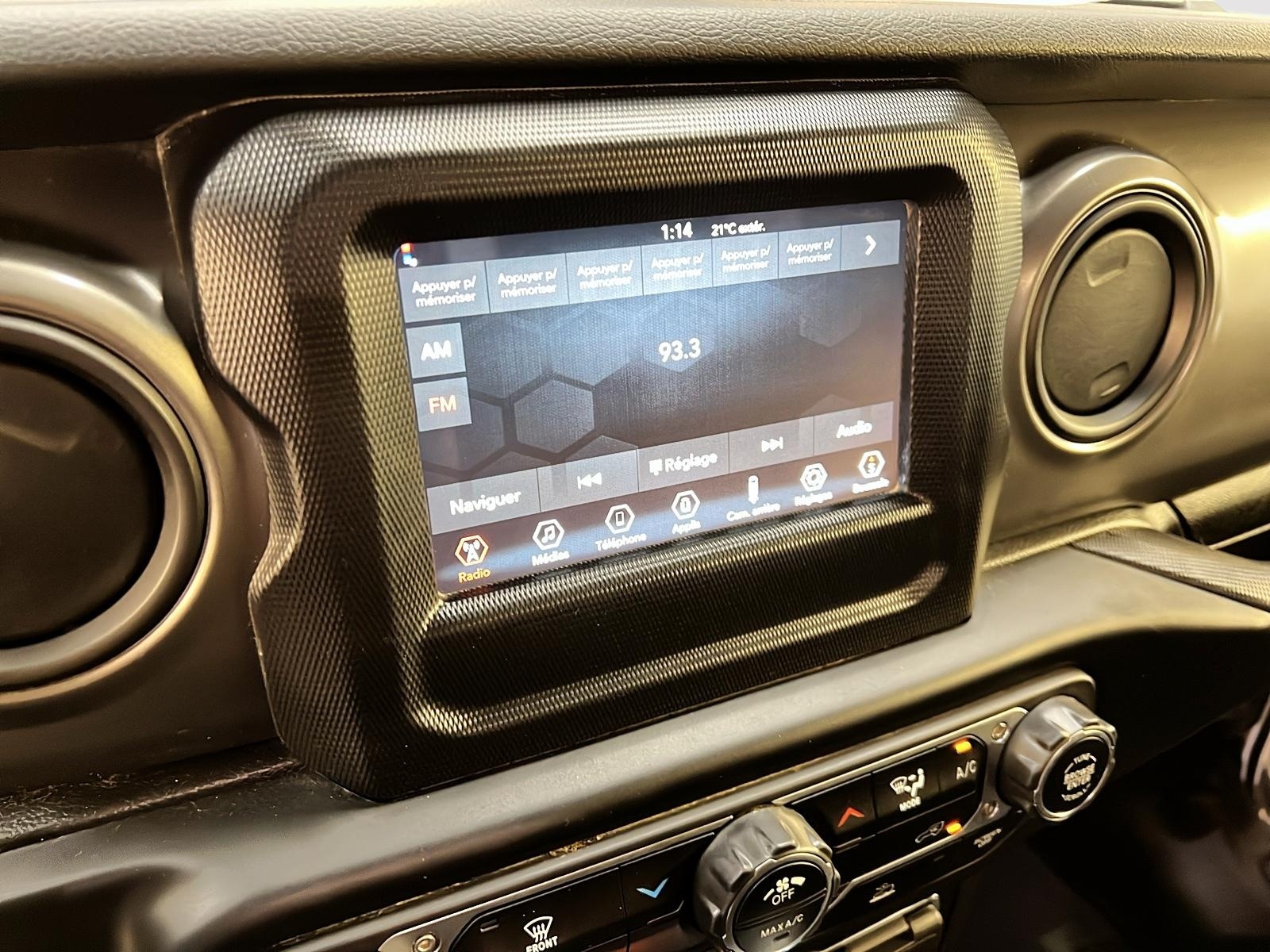 Jeep Wrangler SPORT 4X4 2023 - image #15