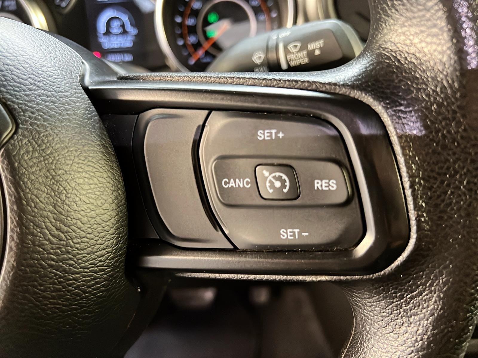 Jeep Wrangler SPORT 4X4 2023 - image #18