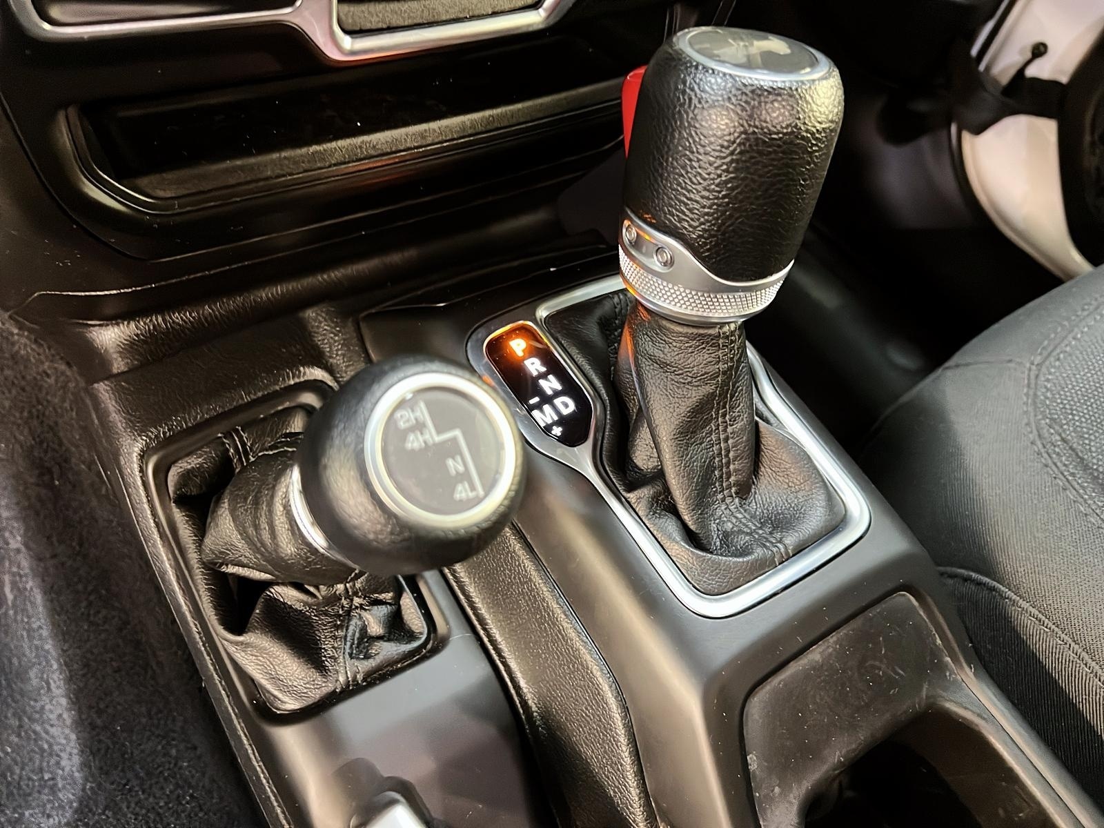 Jeep Wrangler 2023 - Image #13