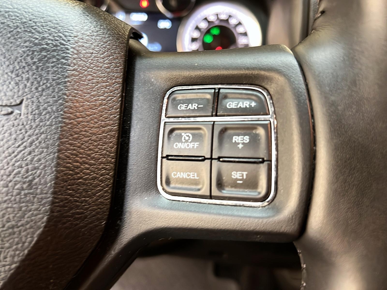 RAM 1500 Classic 2023 - Image #17