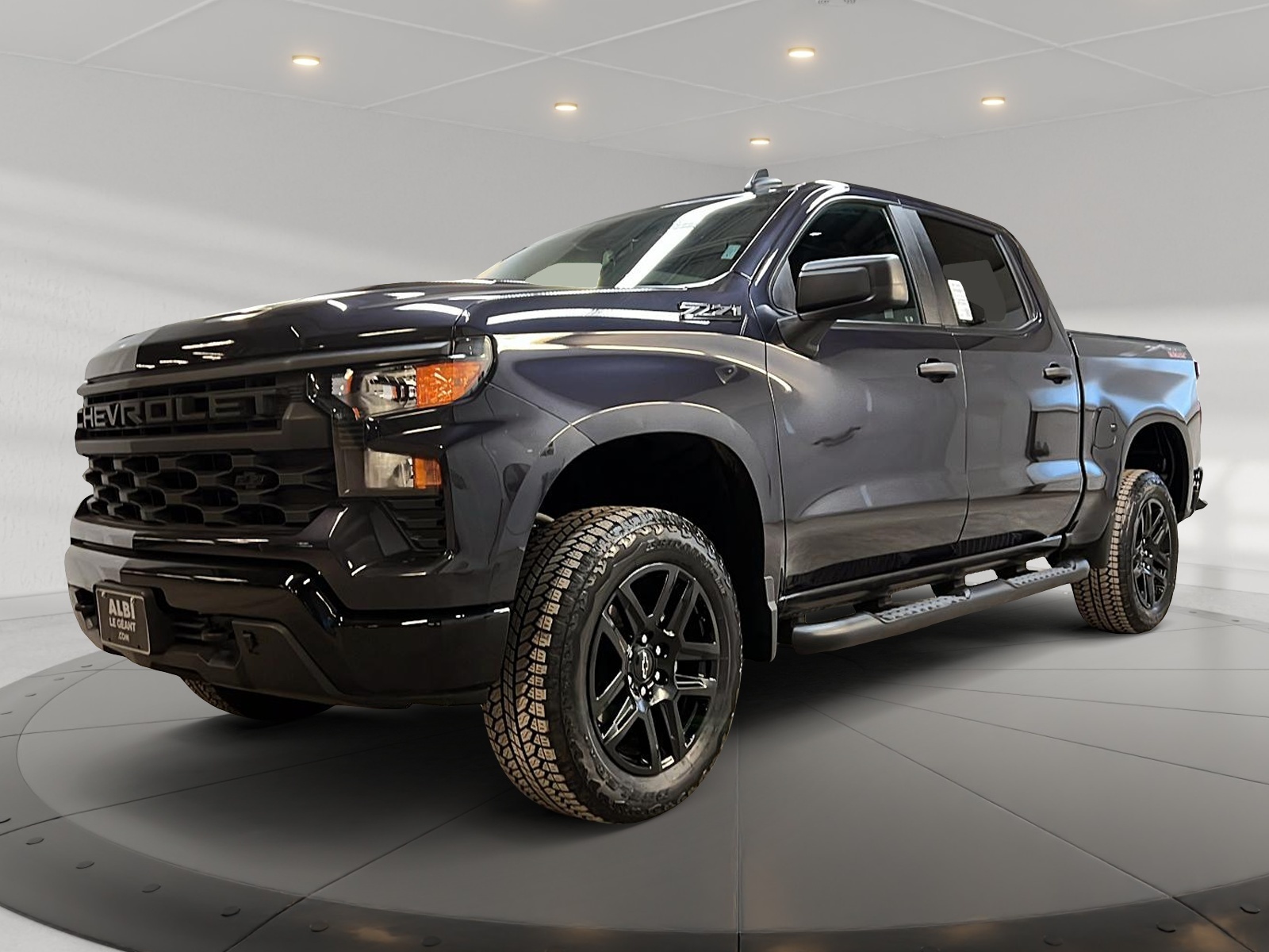 Chevrolet Silverado 1500 CUSTOM TRAIL BOSS Z71 CREW CAB 4X4 2024 - image #1