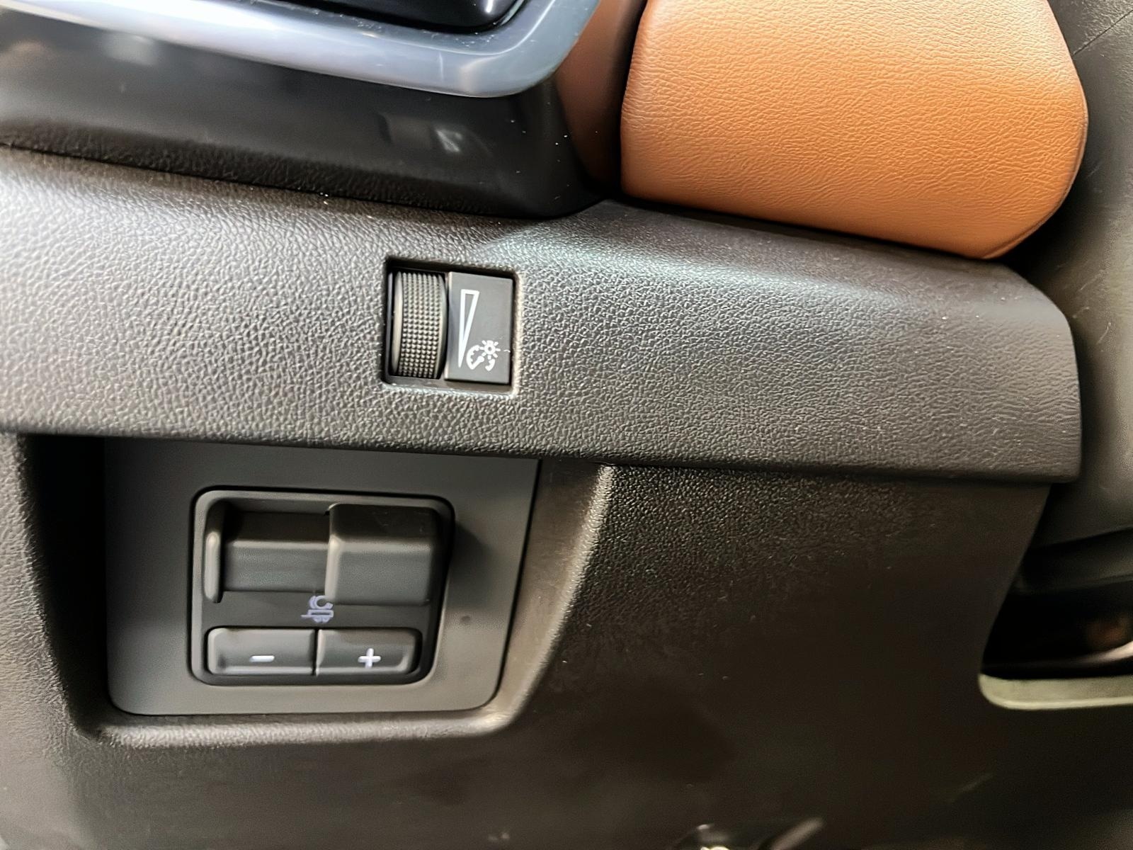 GMC Canyon AT4 PREMIUM CREW CAB CUIR TOIT NAV 4X4 2024 - image #23