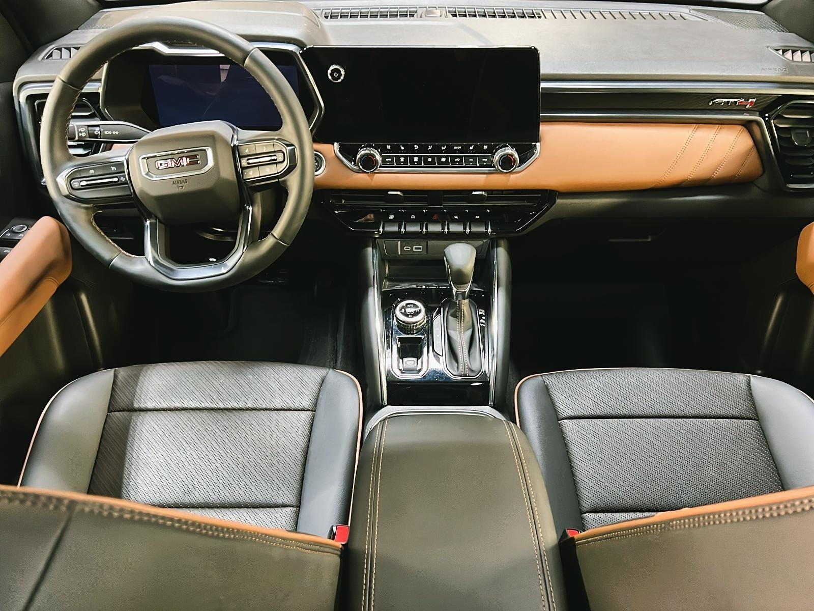 GMC Canyon 2024 - Image #11