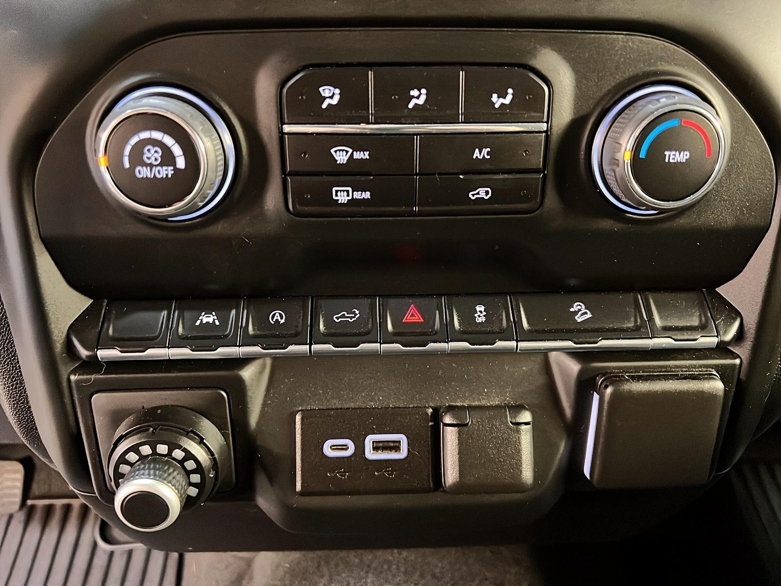 Chevrolet Silverado 1500 2022 - Image #13