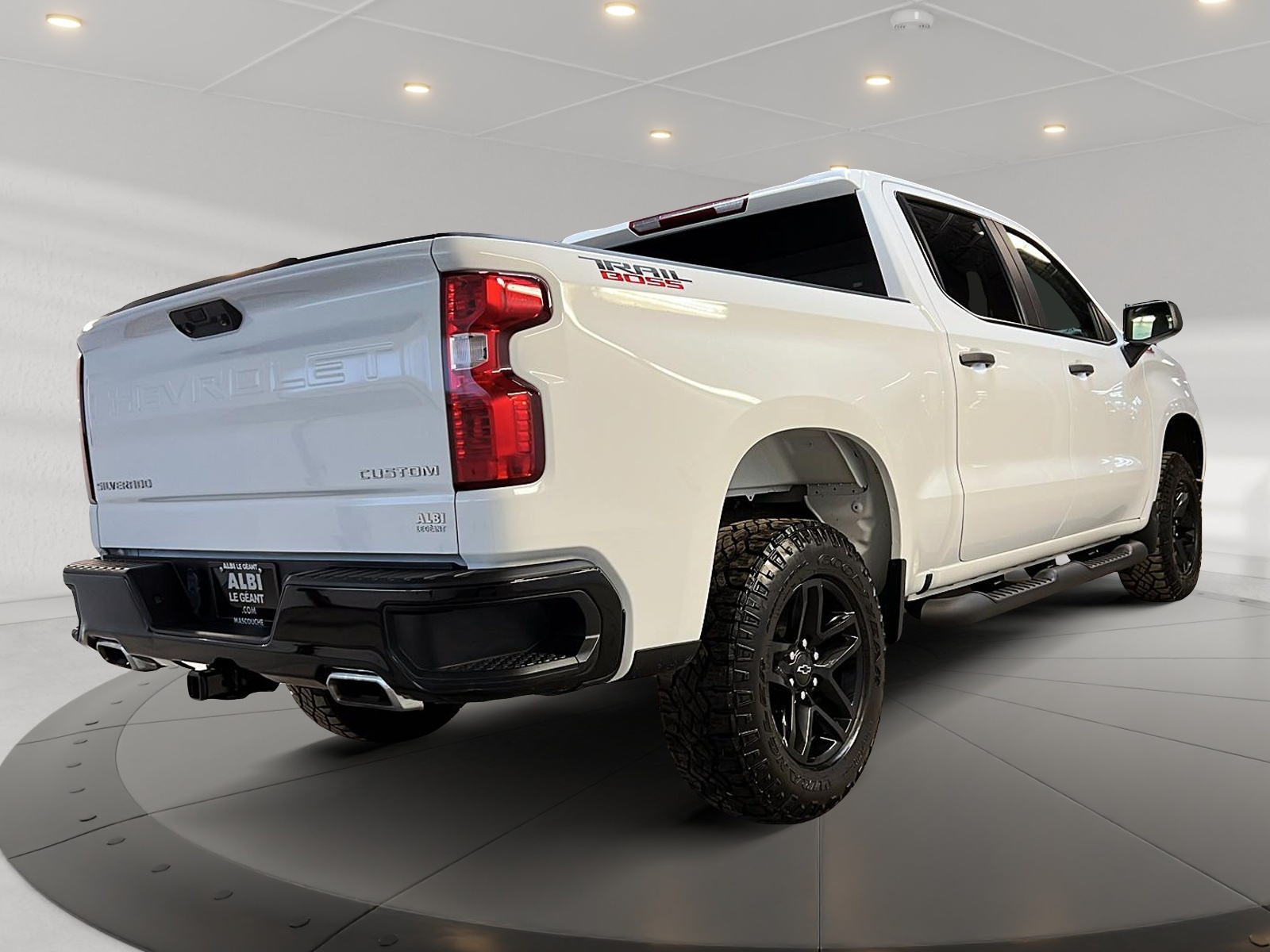 Chevrolet Silverado 1500 CUSTOM TRAIL BOSS Z71 CREW CAB 4X4 2022 - image #4