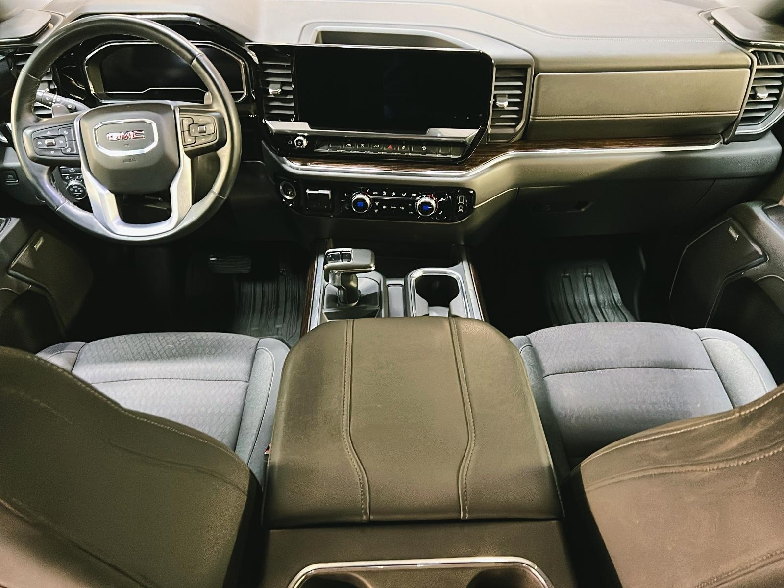 GMC Sierra 1500 ELEVATION X31 CREW CAB 4X4 2023 - image #10