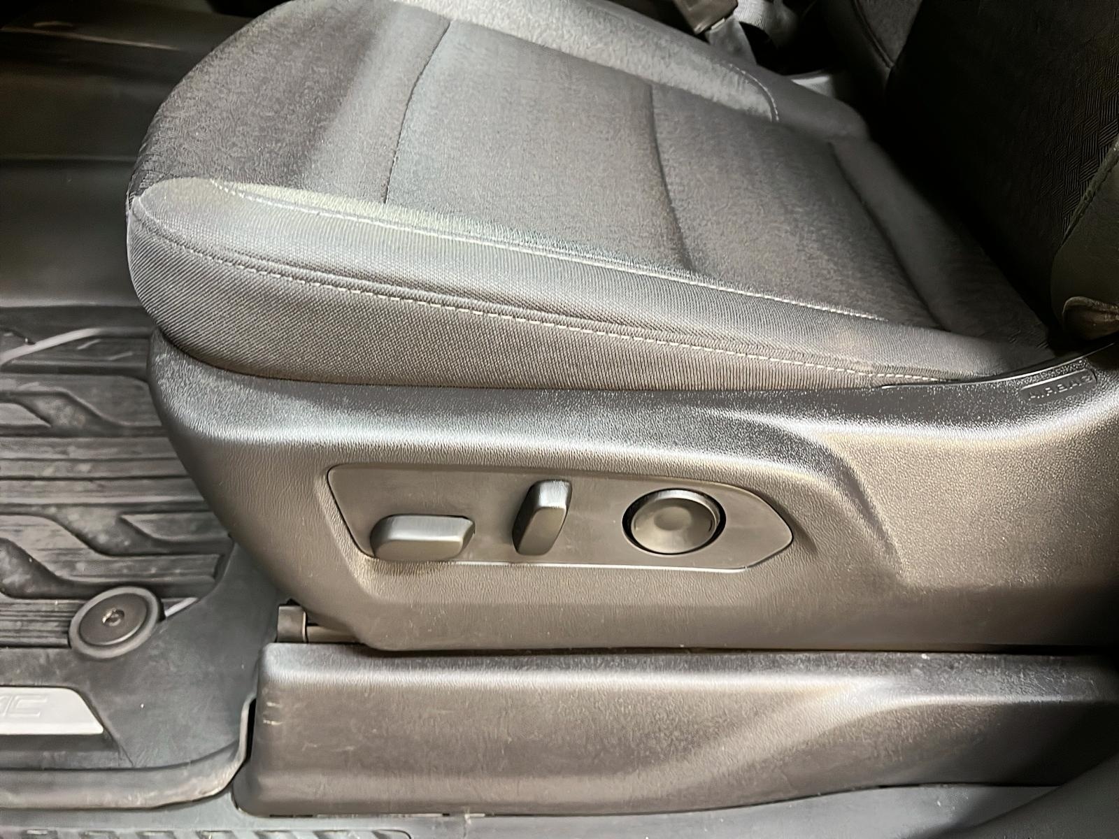 GMC Sierra 1500 PRO EDITION GRAPHITE CREW CAB 4X4 2023 - image #20