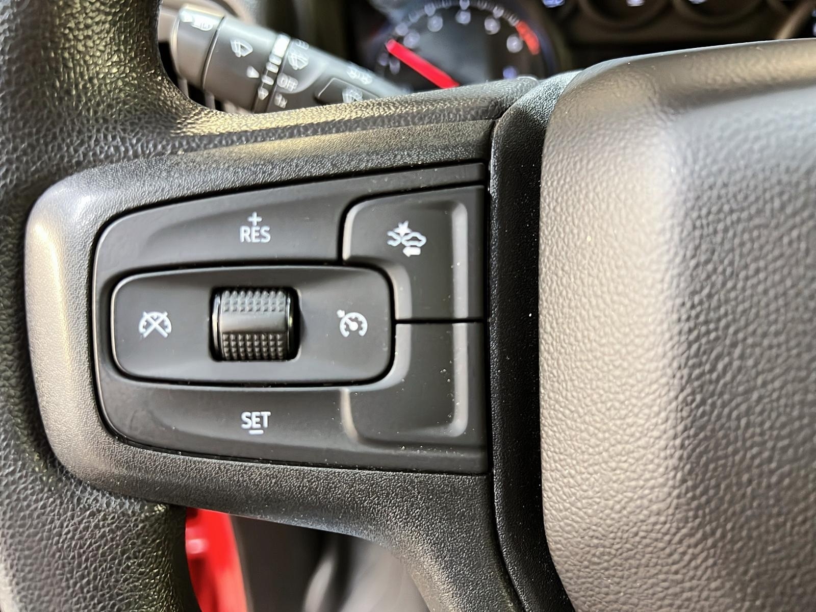 Chevrolet Silverado 1500 2023 - Image #18