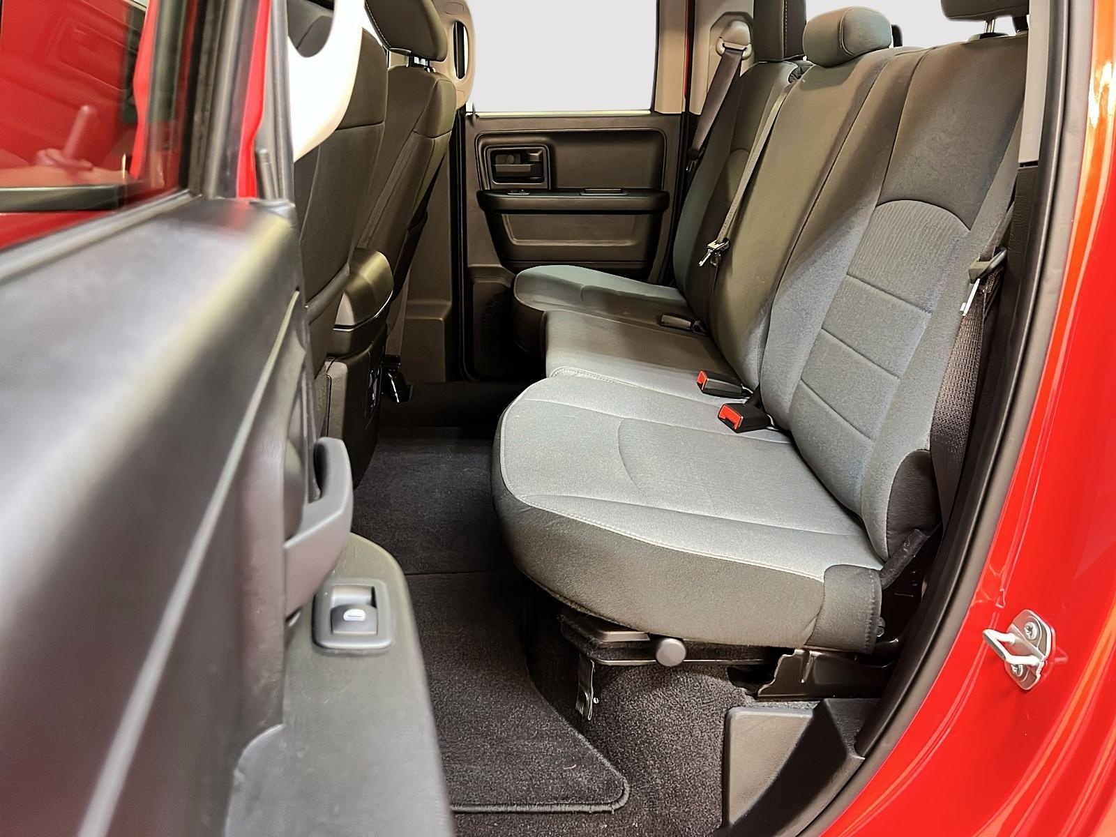 RAM 1500 Classic 2023 - Image #9