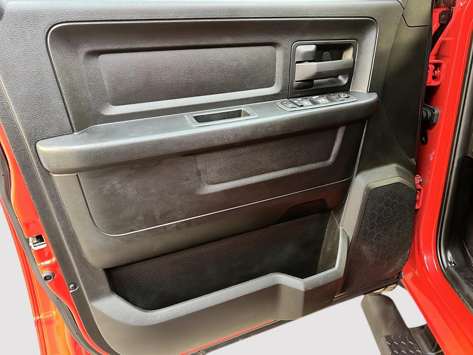 RAM 1500 Classic 2023 - Image #21