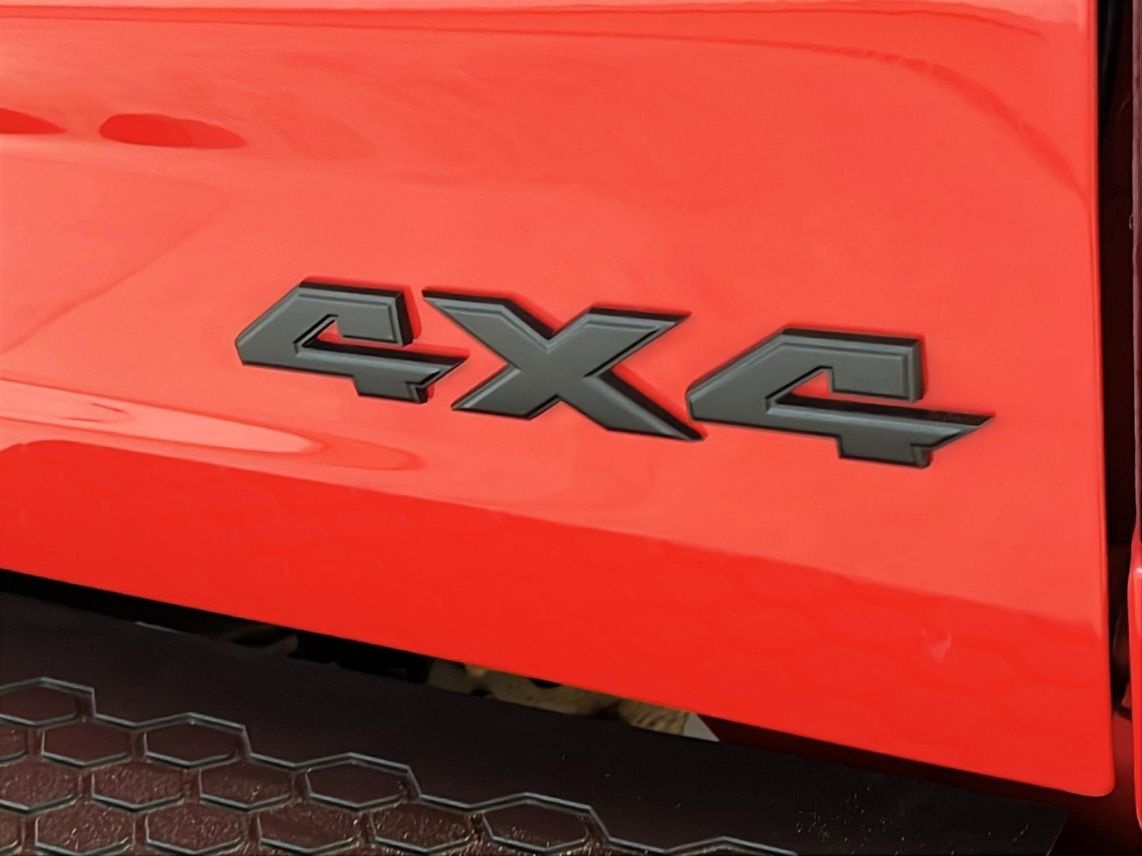 RAM 1500 Classic 2023 - Image #25