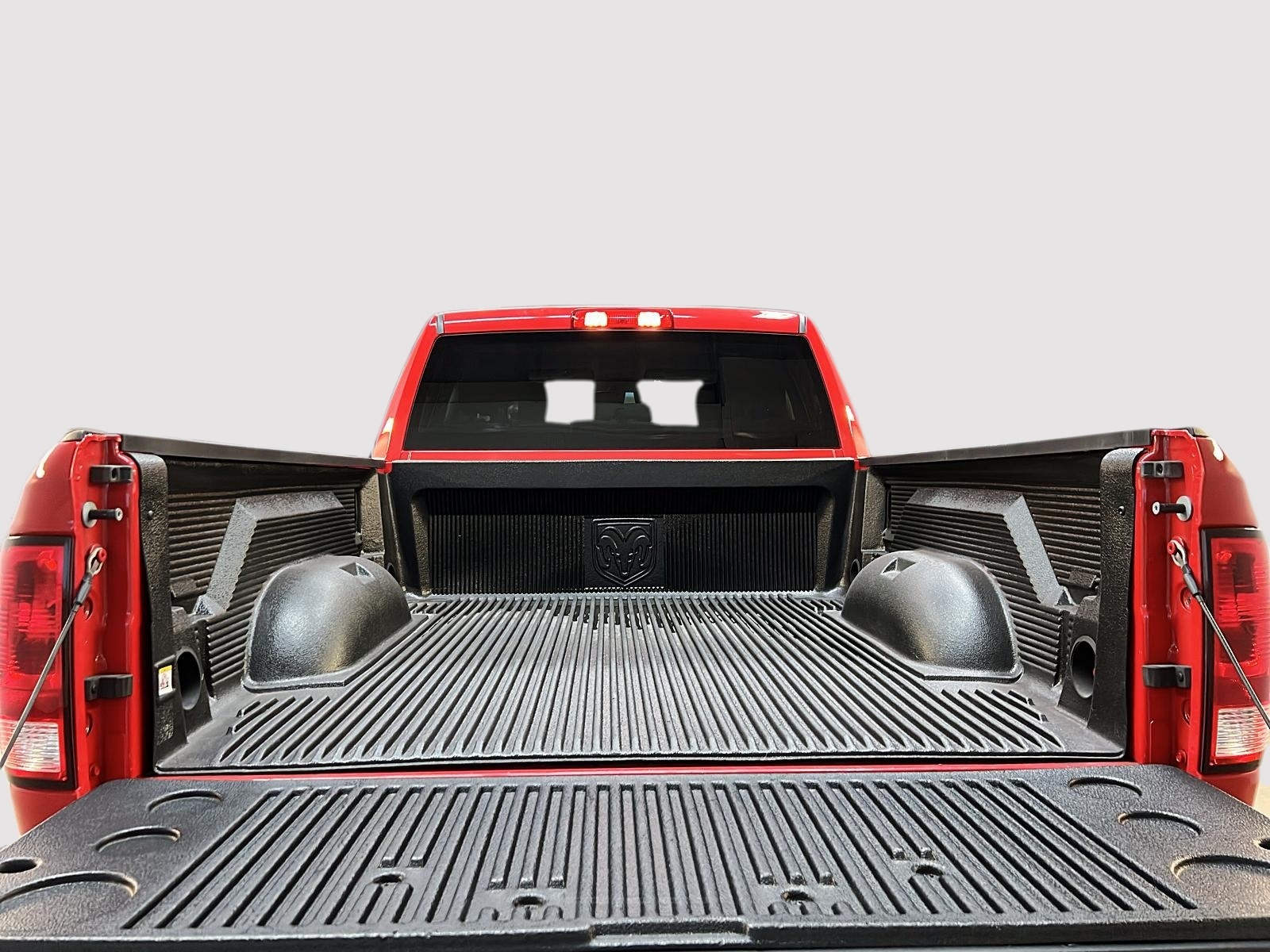 RAM 1500 Classic 2023 - Image #12
