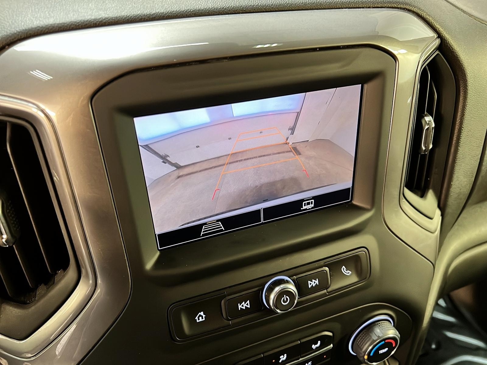 Chevrolet Silverado 1500 WT GR VALEUR CREW CAB 4X4 2023 - image #15